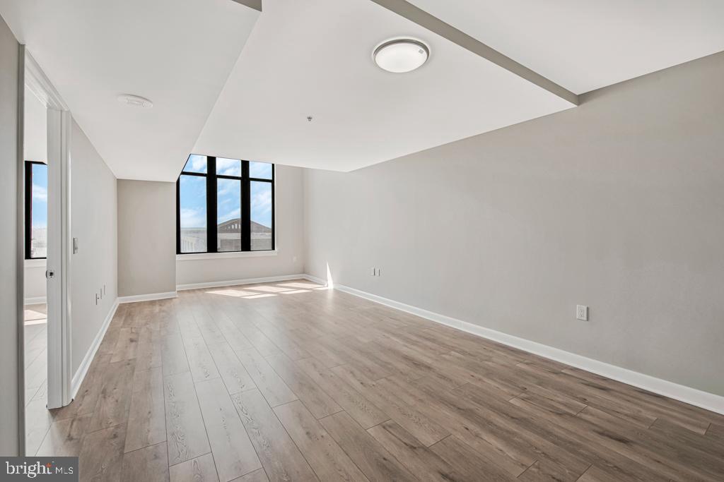 400 MASSACHUSETTS AVE NW #1322, WASHINGTON, District Of Columbia 20001, 1 Bedroom Bedrooms, ,1 BathroomBathrooms,Residential,For sale,400 MASSACHUSETTS AVE NW #1322,DCDC2221884 MLS # DCDC2221884