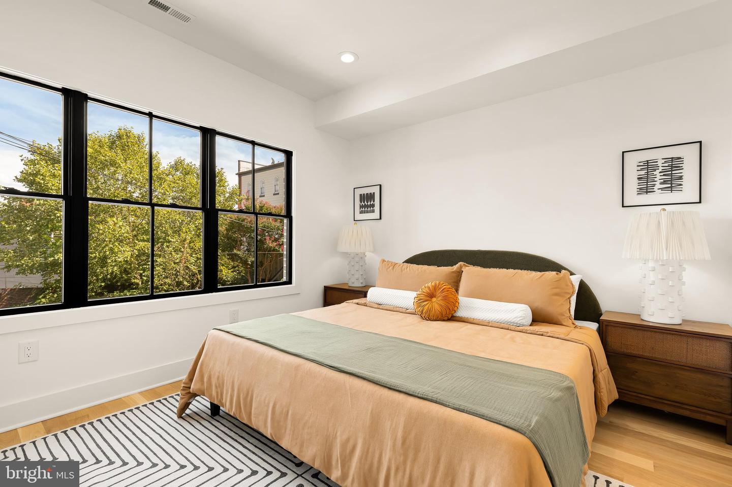 1205 10TH ST NW #1, WASHINGTON, District Of Columbia 20001, 4 Bedrooms Bedrooms, ,3 BathroomsBathrooms,Residential,For sale,1205 10TH ST NW #1,DCDC2222206 MLS # DCDC2222206