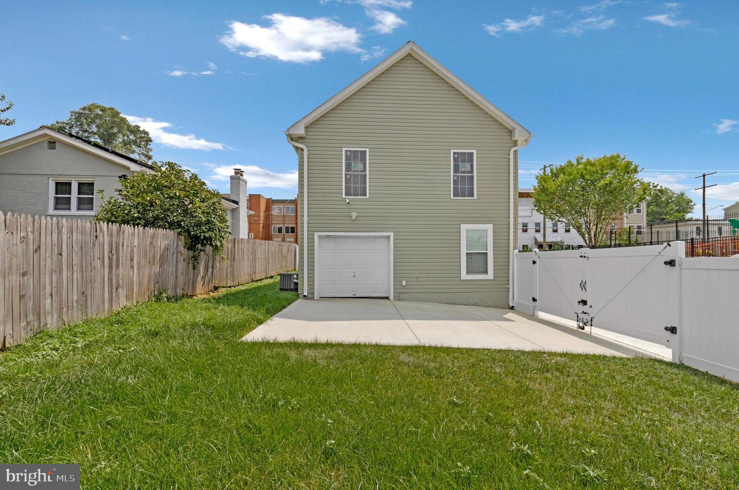 5332 D ST SE, WASHINGTON, District Of Columbia 20019, 4 Bedrooms Bedrooms, ,3 BathroomsBathrooms,Residential,For sale,5332 D ST SE,DCDC2223900 MLS # DCDC2223900