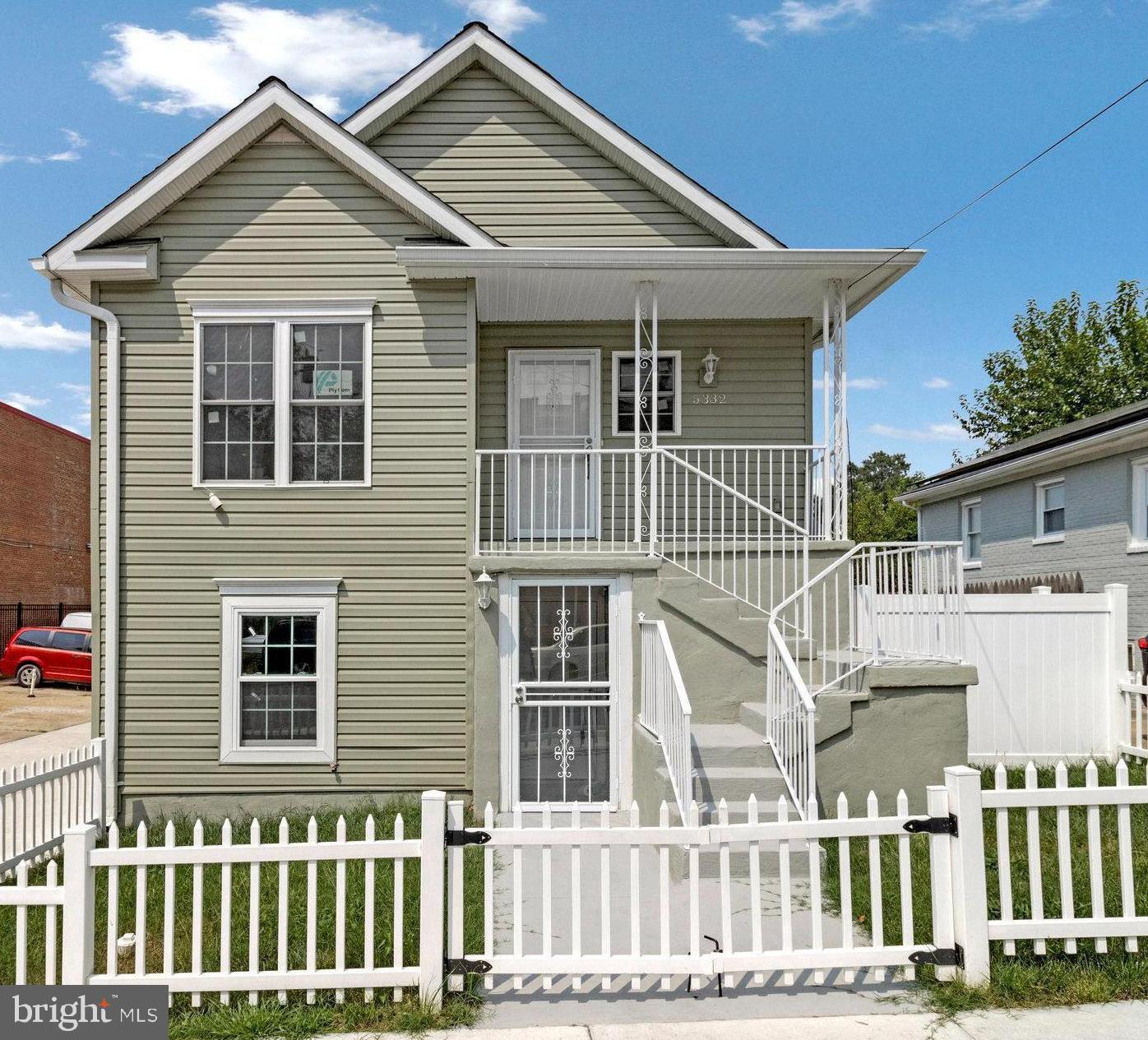 5332 D ST SE, WASHINGTON, District Of Columbia 20019, 4 Bedrooms Bedrooms, ,3 BathroomsBathrooms,Residential,For sale,5332 D ST SE,DCDC2223900 MLS # DCDC2223900