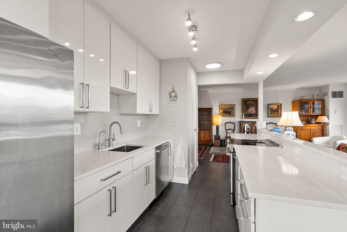 400 MADISON ST #409, ALEXANDRIA, Virginia 22314, 2 Bedrooms Bedrooms, ,2 BathroomsBathrooms,Residential,For sale,400 MADISON ST #409,VAAX2050298 MLS # VAAX2050298