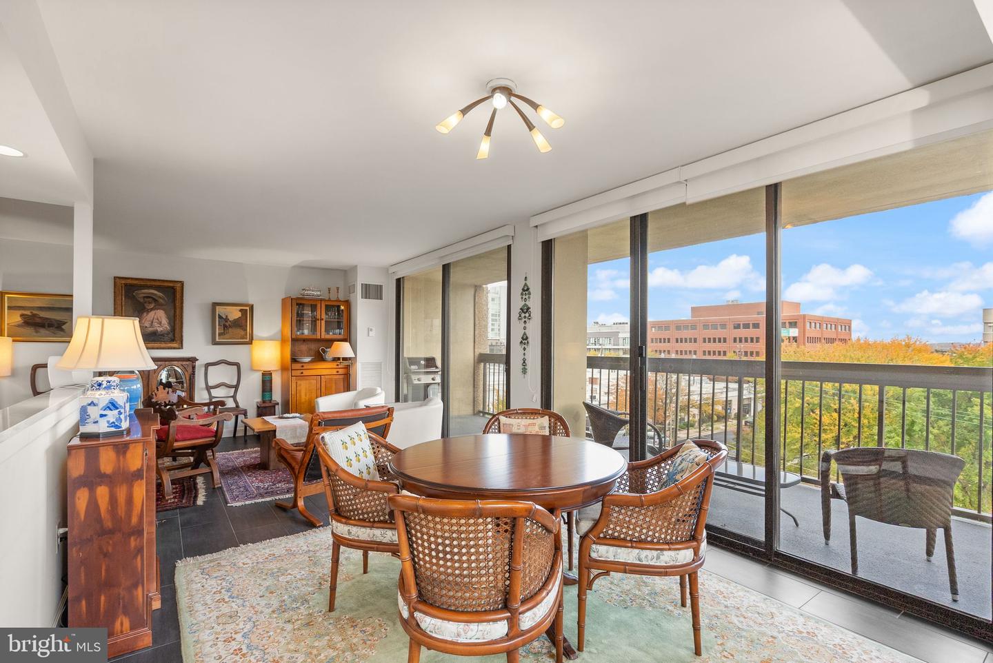 400 MADISON ST #409, ALEXANDRIA, Virginia 22314, 2 Bedrooms Bedrooms, ,2 BathroomsBathrooms,Residential,For sale,400 MADISON ST #409,VAAX2050298 MLS # VAAX2050298