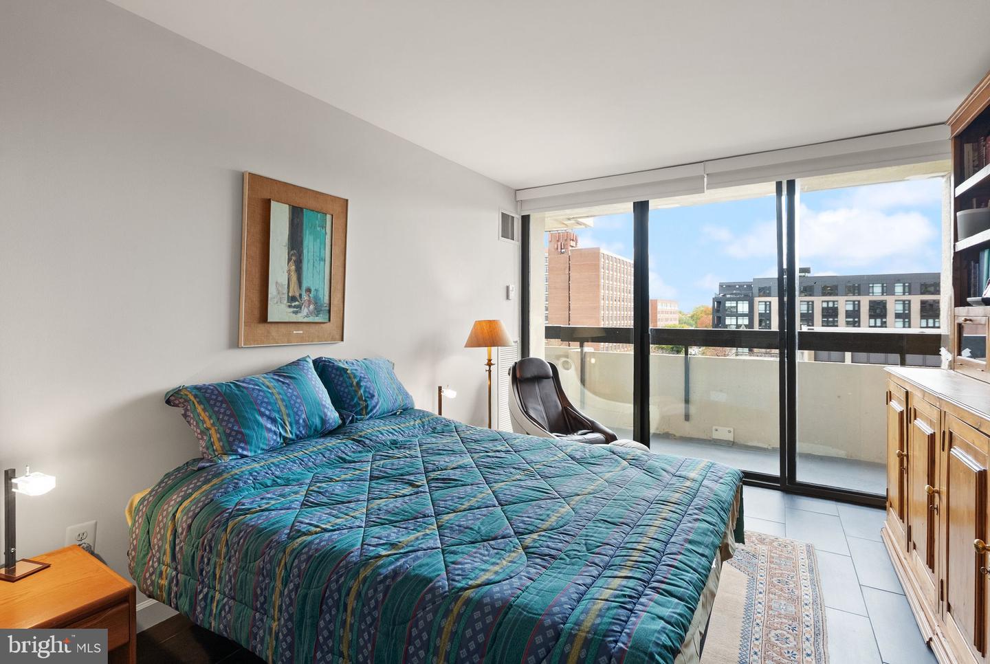 400 MADISON ST #409, ALEXANDRIA, Virginia 22314, 2 Bedrooms Bedrooms, ,2 BathroomsBathrooms,Residential,For sale,400 MADISON ST #409,VAAX2050298 MLS # VAAX2050298