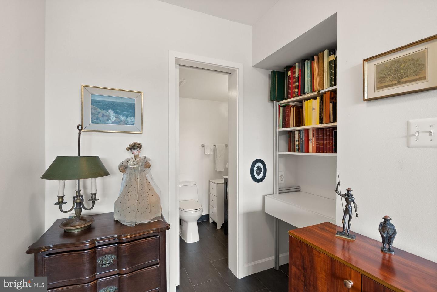 400 MADISON ST #409, ALEXANDRIA, Virginia 22314, 2 Bedrooms Bedrooms, ,2 BathroomsBathrooms,Residential,For sale,400 MADISON ST #409,VAAX2050298 MLS # VAAX2050298