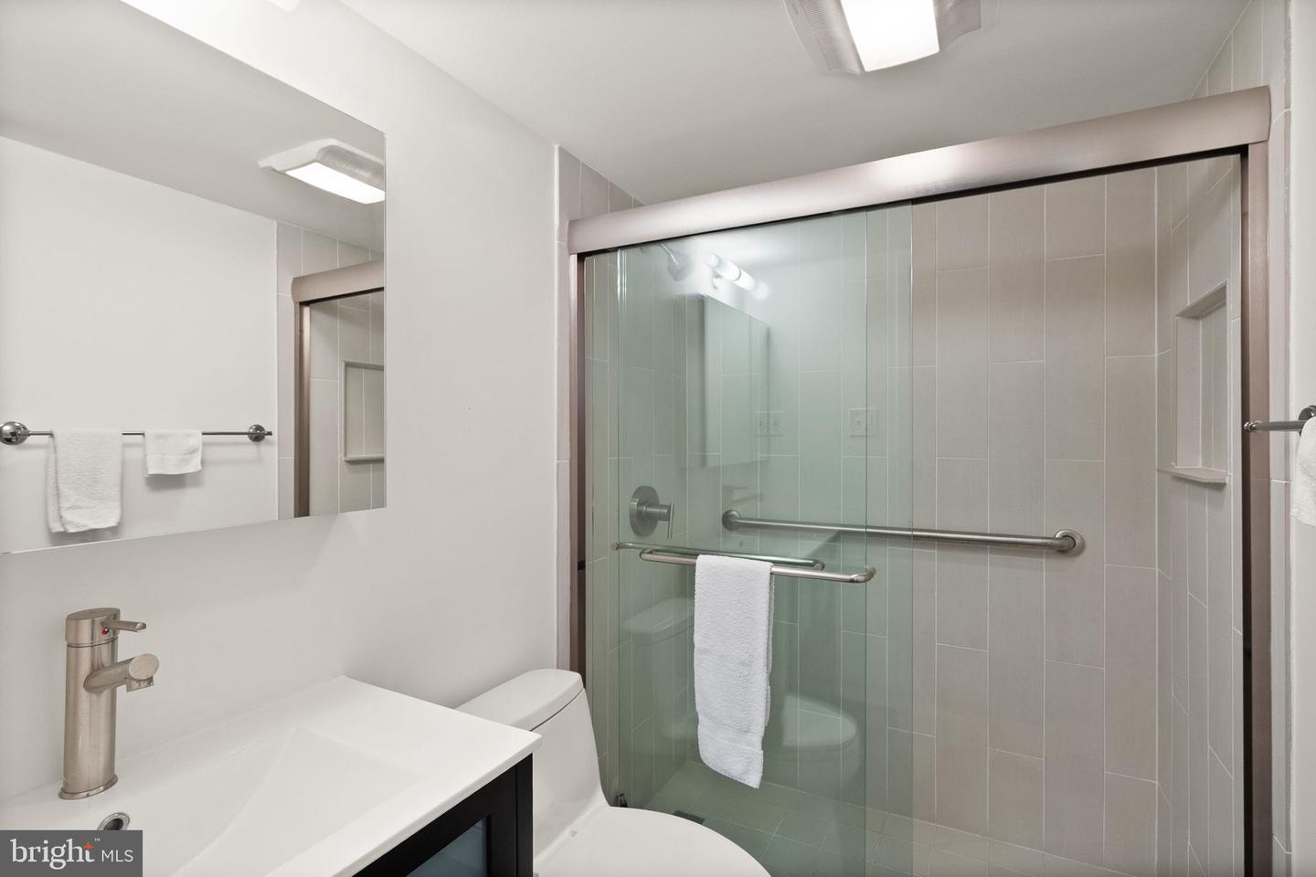 400 MADISON ST #409, ALEXANDRIA, Virginia 22314, 2 Bedrooms Bedrooms, ,2 BathroomsBathrooms,Residential,For sale,400 MADISON ST #409,VAAX2050298 MLS # VAAX2050298