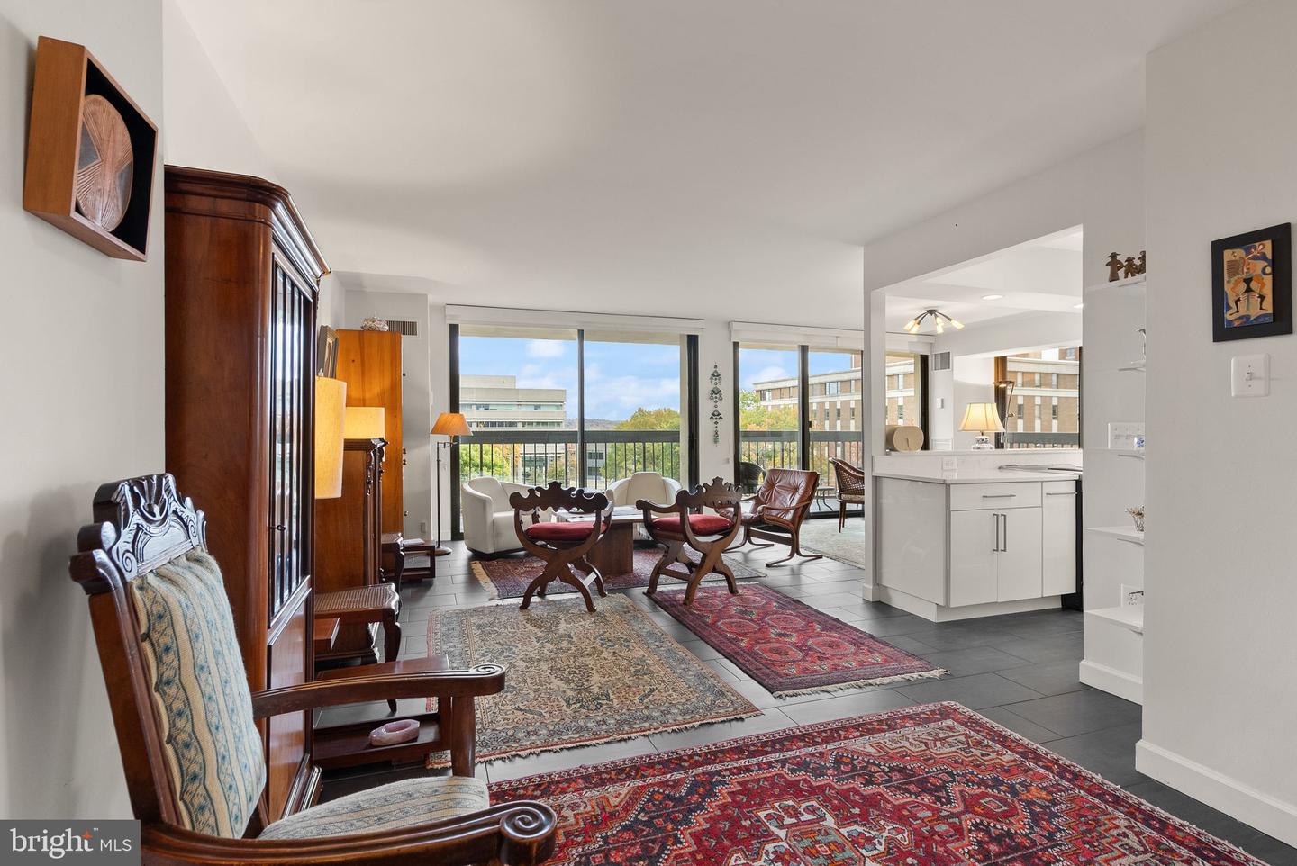 400 MADISON ST #409, ALEXANDRIA, Virginia 22314, 2 Bedrooms Bedrooms, ,2 BathroomsBathrooms,Residential,For sale,400 MADISON ST #409,VAAX2050298 MLS # VAAX2050298