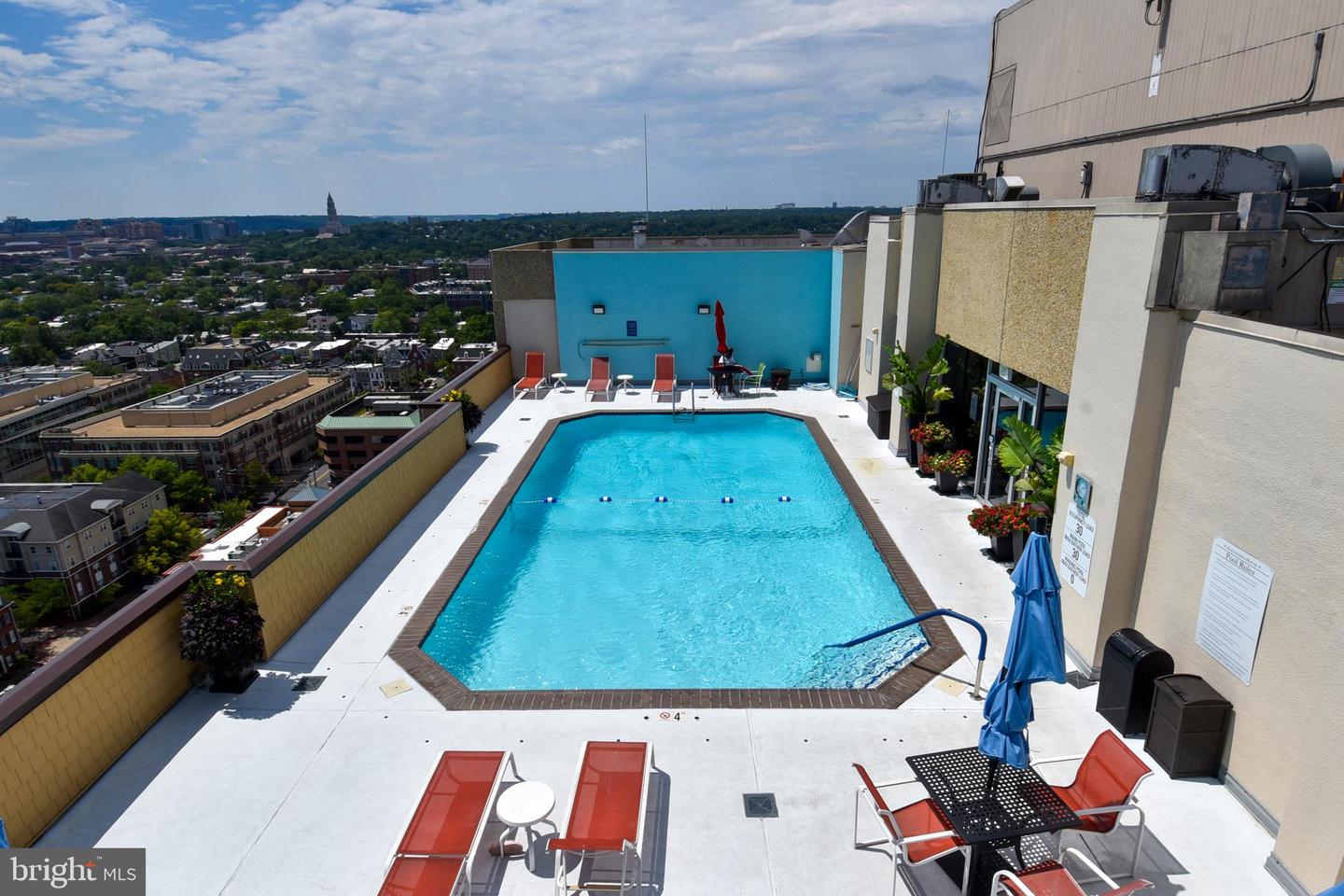 400 MADISON ST #409, ALEXANDRIA, Virginia 22314, 2 Bedrooms Bedrooms, ,2 BathroomsBathrooms,Residential,For sale,400 MADISON ST #409,VAAX2050298 MLS # VAAX2050298