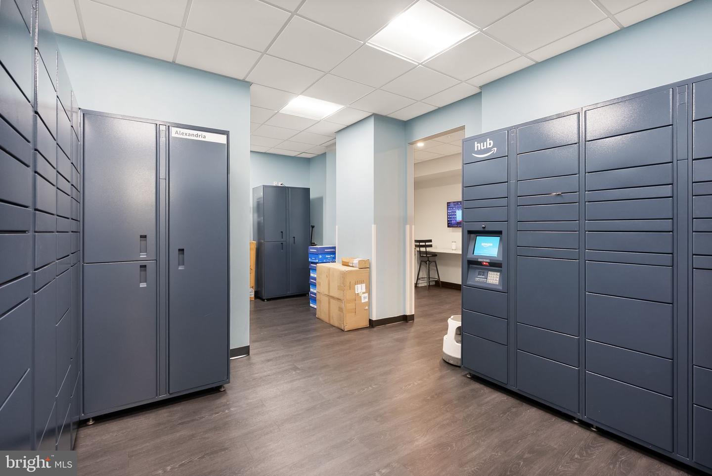 400 MADISON ST #409, ALEXANDRIA, Virginia 22314, 2 Bedrooms Bedrooms, ,2 BathroomsBathrooms,Residential,For sale,400 MADISON ST #409,VAAX2050298 MLS # VAAX2050298