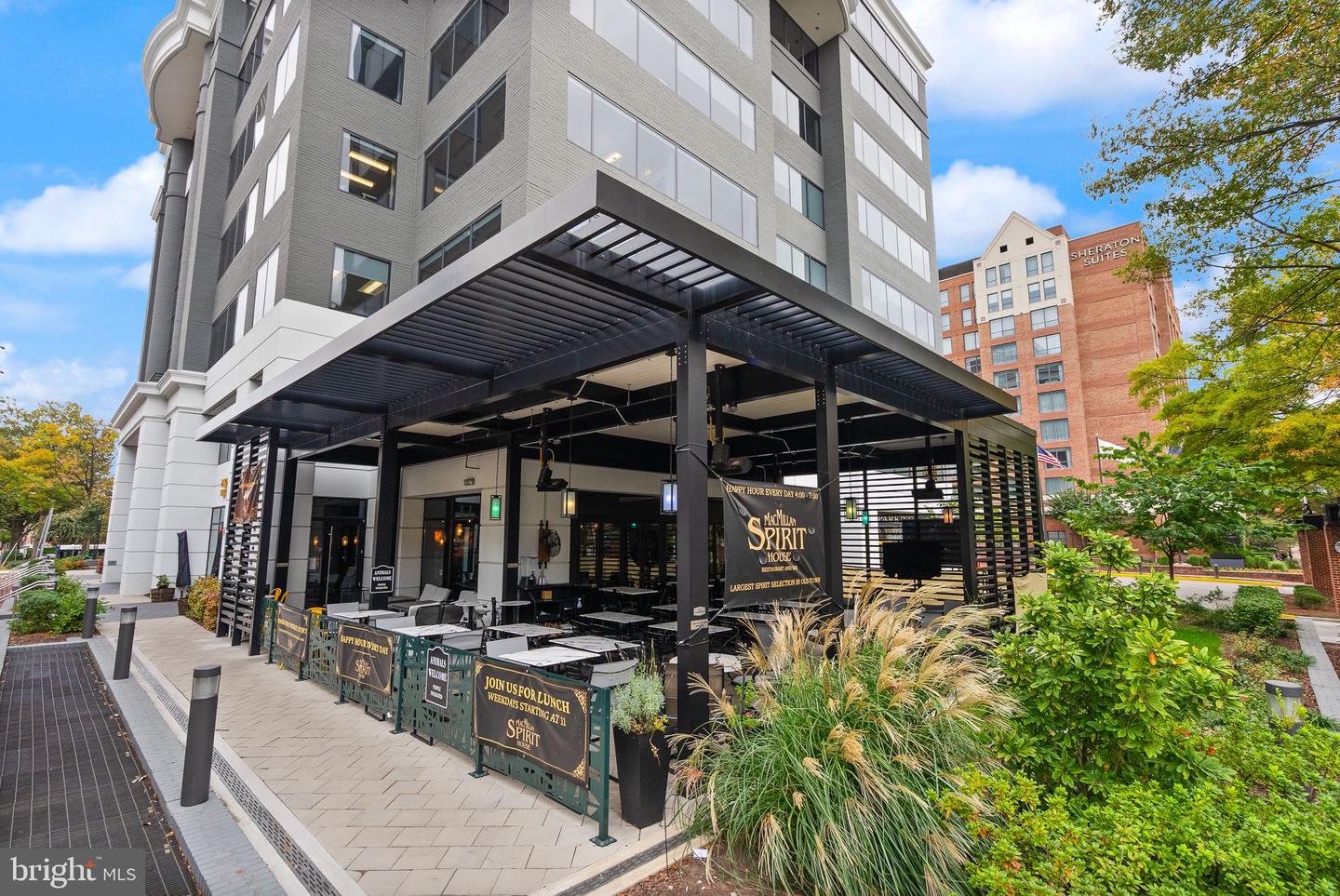 400 MADISON ST #409, ALEXANDRIA, Virginia 22314, 2 Bedrooms Bedrooms, ,2 BathroomsBathrooms,Residential,For sale,400 MADISON ST #409,VAAX2050298 MLS # VAAX2050298