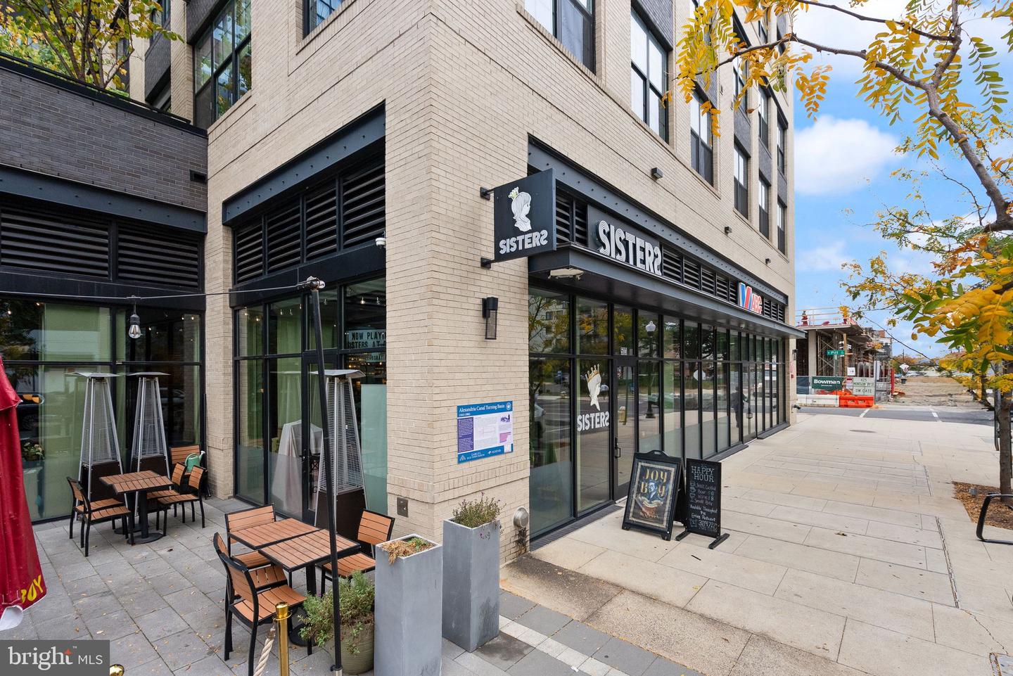 400 MADISON ST #409, ALEXANDRIA, Virginia 22314, 2 Bedrooms Bedrooms, ,2 BathroomsBathrooms,Residential,For sale,400 MADISON ST #409,VAAX2050298 MLS # VAAX2050298