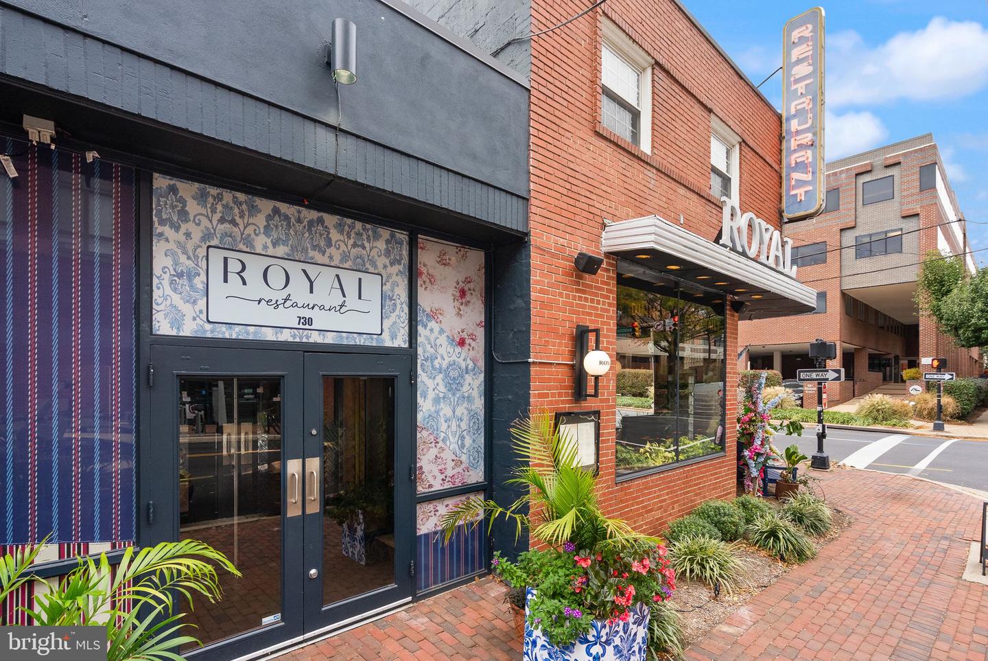 400 MADISON ST #409, ALEXANDRIA, Virginia 22314, 2 Bedrooms Bedrooms, ,2 BathroomsBathrooms,Residential,For sale,400 MADISON ST #409,VAAX2050298 MLS # VAAX2050298