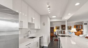 400 MADISON ST #409, ALEXANDRIA, Virginia 22314, 2 Bedrooms Bedrooms, ,2 BathroomsBathrooms,Residential,For sale,400 MADISON ST #409,VAAX2050298 MLS # VAAX2050298