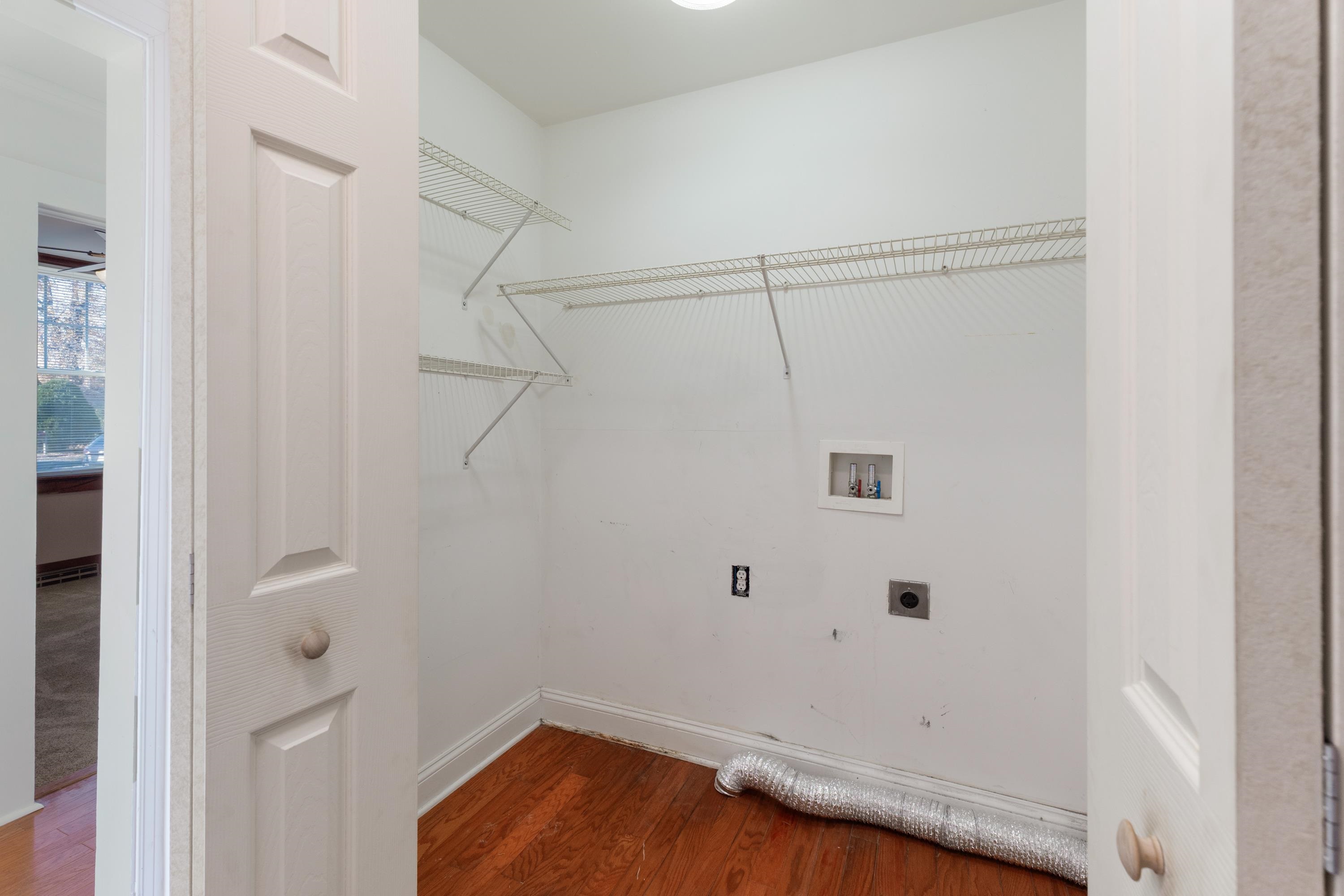 1261 BLUE RIDGE AVE, CROZET, Virginia 22932, 3 Bedrooms Bedrooms, ,2 BathroomsBathrooms,Residential,1261 BLUE RIDGE AVE,670933 MLS # 670933