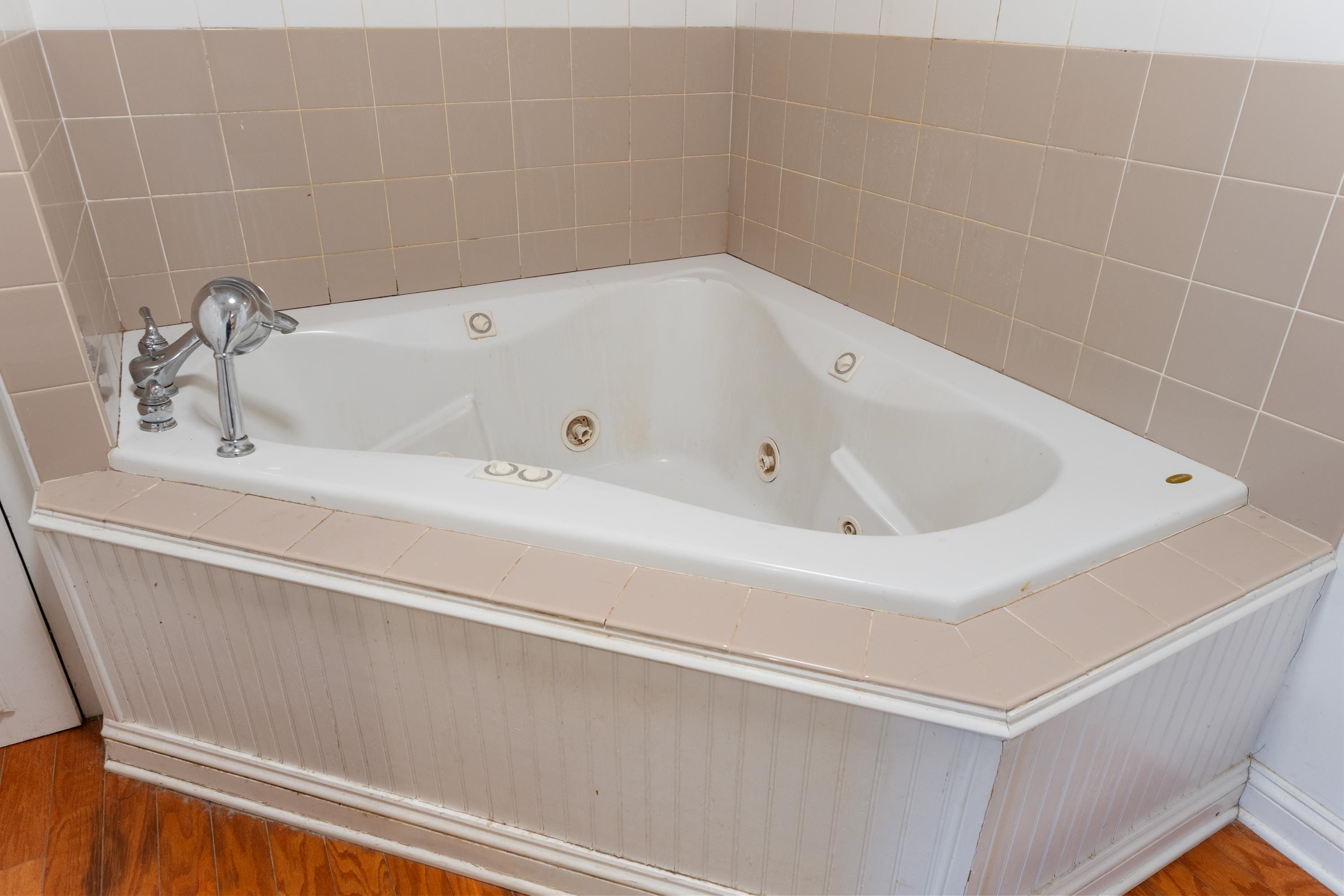 1261 BLUE RIDGE AVE, CROZET, Virginia 22932, 3 Bedrooms Bedrooms, ,2 BathroomsBathrooms,Residential,1261 BLUE RIDGE AVE,670933 MLS # 670933