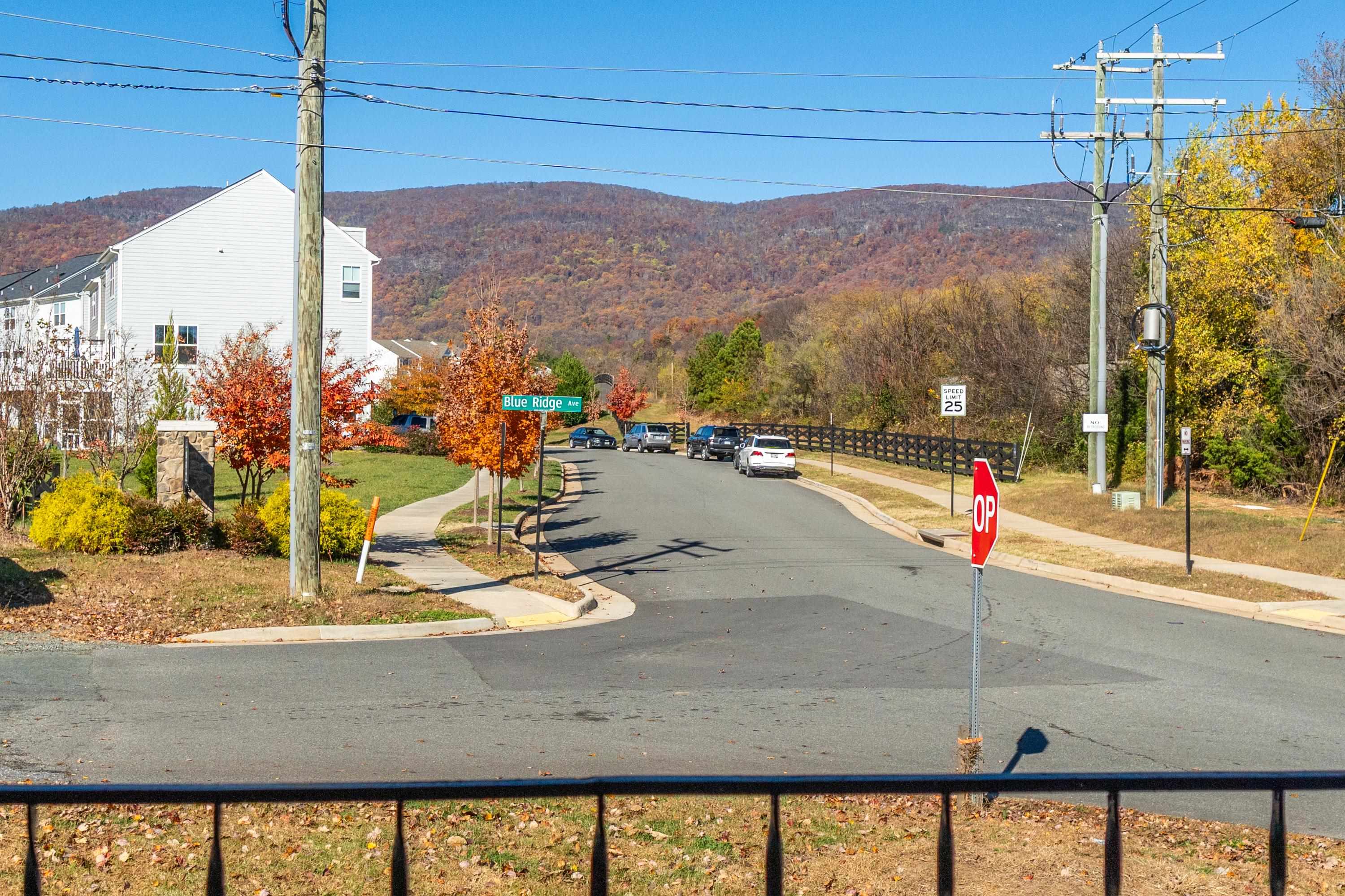 1261 BLUE RIDGE AVE, CROZET, Virginia 22932, 3 Bedrooms Bedrooms, ,2 BathroomsBathrooms,Residential,1261 BLUE RIDGE AVE,670933 MLS # 670933