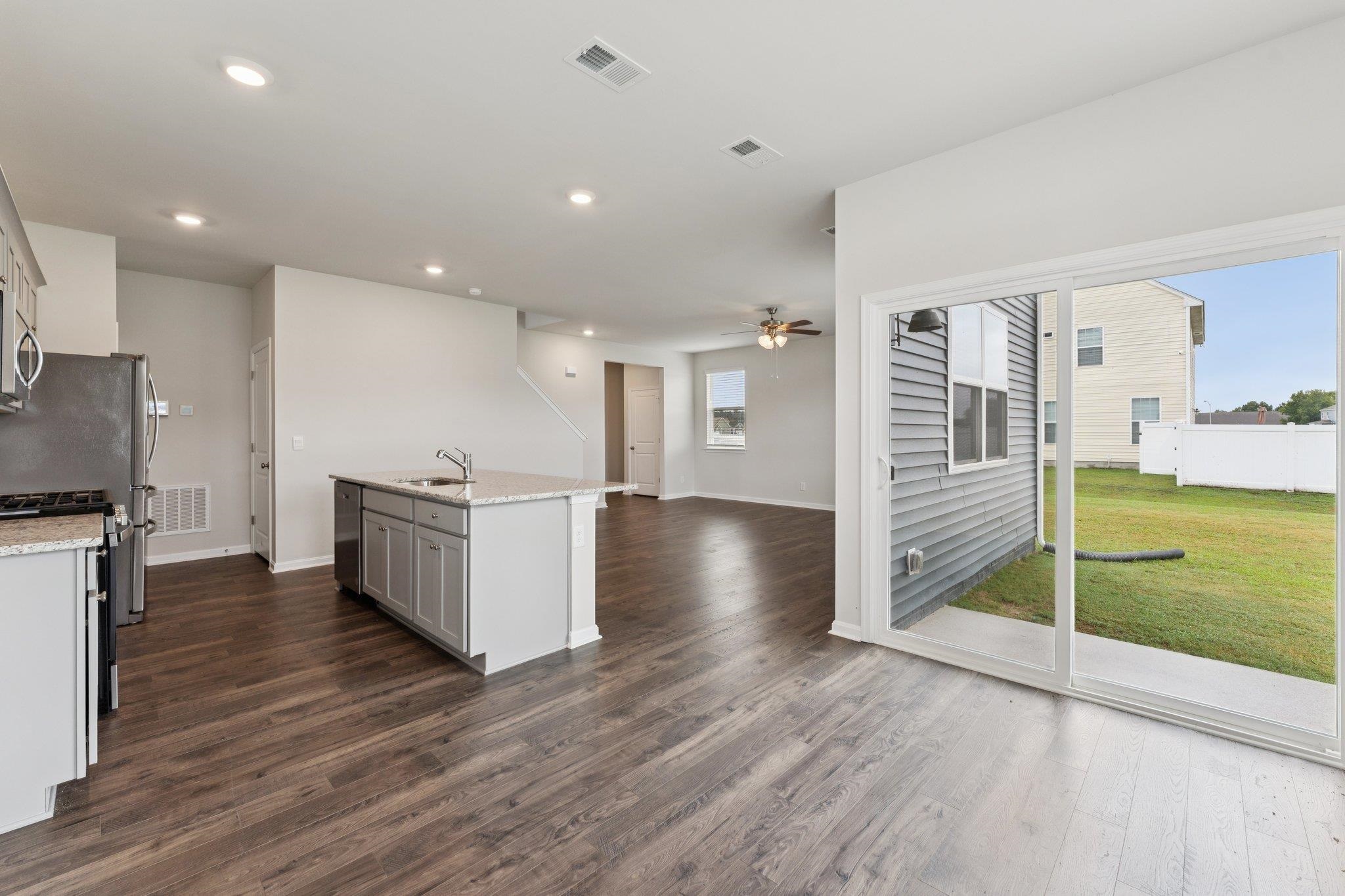 105 MEADOW RIDGE WAY, STAUNTON, Virginia 24401, 3 Bedrooms Bedrooms, ,2 BathroomsBathrooms,Residential,105 MEADOW RIDGE WAY,670941 MLS # 670941 105 MEADOW RIDGE WAY, STAUNTON, Virginia 24401, 3 Bedrooms Bedrooms, ,2 BathroomsBathrooms,Residential,105 MEADOW RIDGE WAY,670941 MLS # 670941