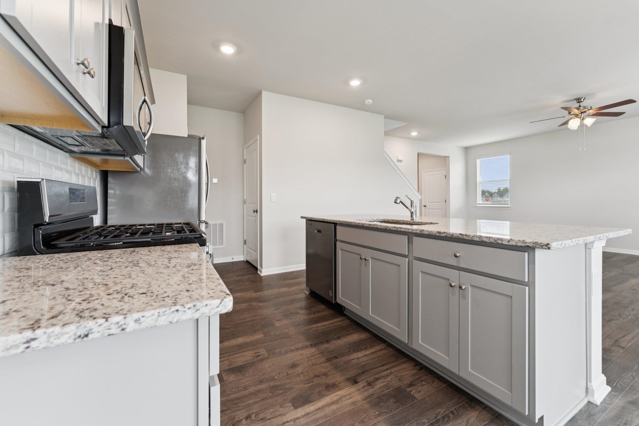 105 MEADOW RIDGE WAY, STAUNTON, Virginia 24401, 3 Bedrooms Bedrooms, ,2 BathroomsBathrooms,Residential,105 MEADOW RIDGE WAY,670941 MLS # 670941 105 MEADOW RIDGE WAY, STAUNTON, Virginia 24401, 3 Bedrooms Bedrooms, ,2 BathroomsBathrooms,Residential,105 MEADOW RIDGE WAY,670941 MLS # 670941