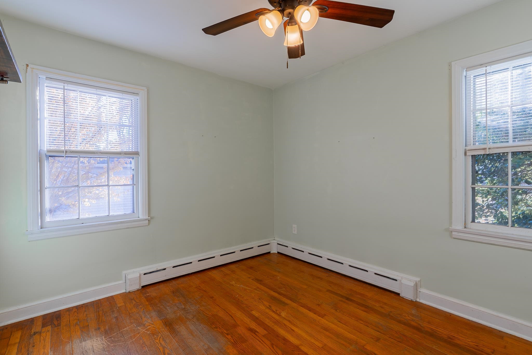 625 N WILLOW ST, HARRISONBURG, Virginia 22802, 3 Bedrooms Bedrooms, ,1 BathroomBathrooms,Residential,625 N WILLOW ST,670944 MLS # 670944 625 N WILLOW ST, HARRISONBURG, Virginia 22802, 3 Bedrooms Bedrooms, ,1 BathroomBathrooms,Residential,625 N WILLOW ST,670944 MLS # 670944