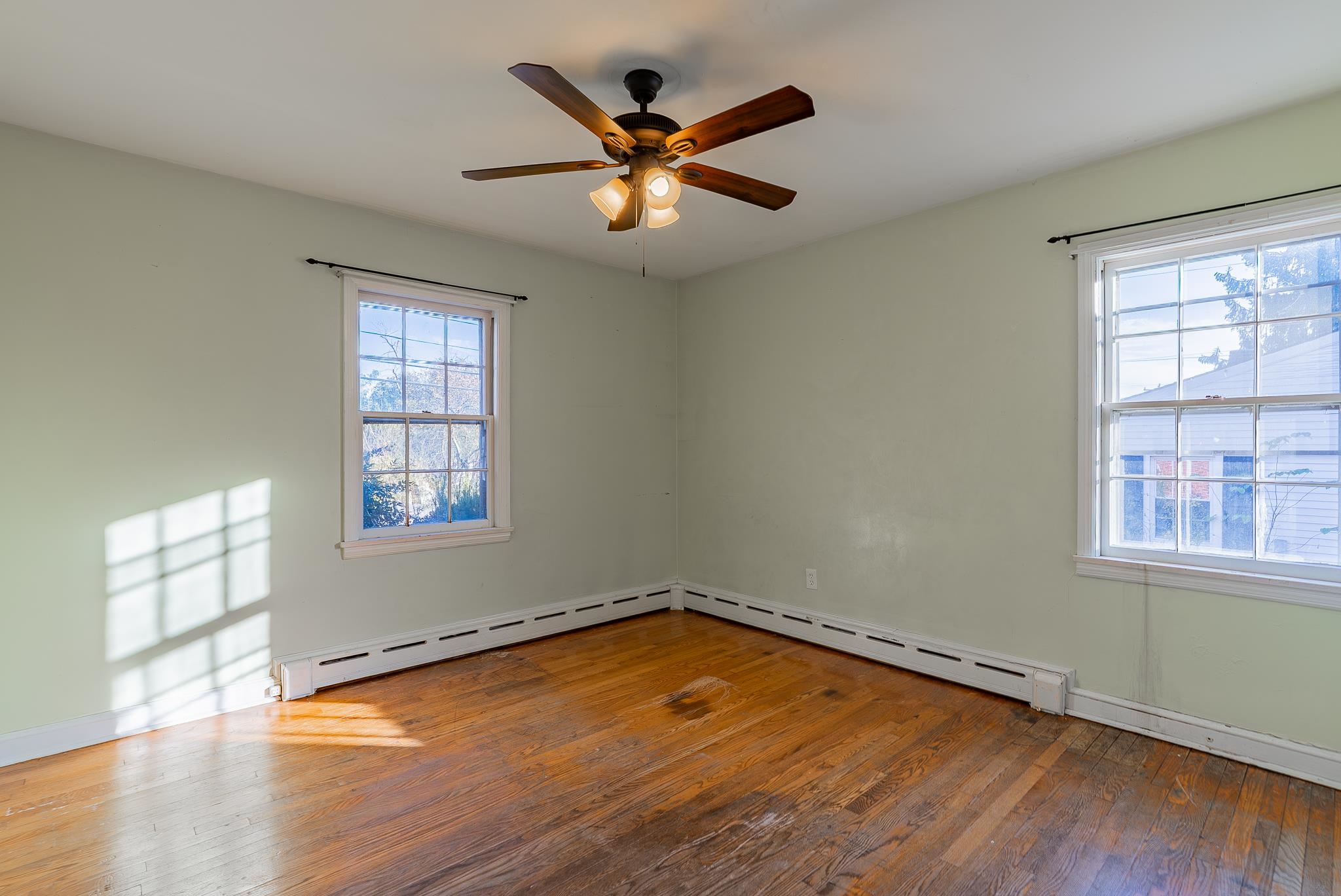 625 N WILLOW ST, HARRISONBURG, Virginia 22802, 3 Bedrooms Bedrooms, ,1 BathroomBathrooms,Residential,625 N WILLOW ST,670944 MLS # 670944 625 N WILLOW ST, HARRISONBURG, Virginia 22802, 3 Bedrooms Bedrooms, ,1 BathroomBathrooms,Residential,625 N WILLOW ST,670944 MLS # 670944