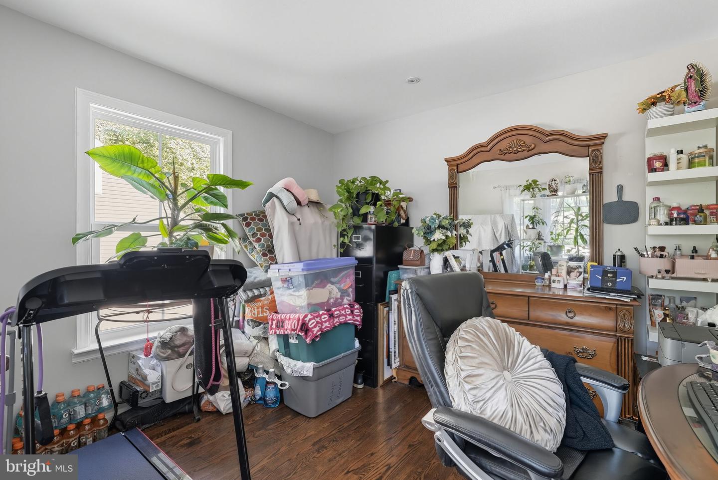 8401 YORKSHIRE LN, MANASSAS, Virginia 20111, 4 Bedrooms Bedrooms, ,1 BathroomBathrooms,Residential,For sale,8401 YORKSHIRE LN,VAPW2105276 MLS # VAPW2105276