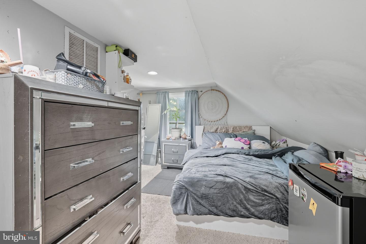 8401 YORKSHIRE LN, MANASSAS, Virginia 20111, 4 Bedrooms Bedrooms, ,1 BathroomBathrooms,Residential,For sale,8401 YORKSHIRE LN,VAPW2105276 MLS # VAPW2105276