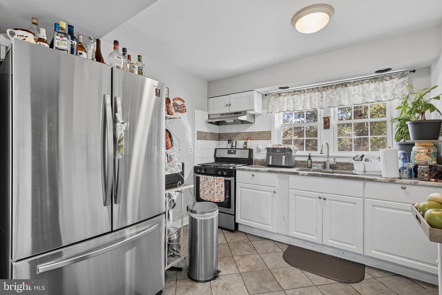 8401 YORKSHIRE LN, MANASSAS, Virginia 20111, 4 Bedrooms Bedrooms, ,1 BathroomBathrooms,Residential,For sale,8401 YORKSHIRE LN,VAPW2105276 MLS # VAPW2105276