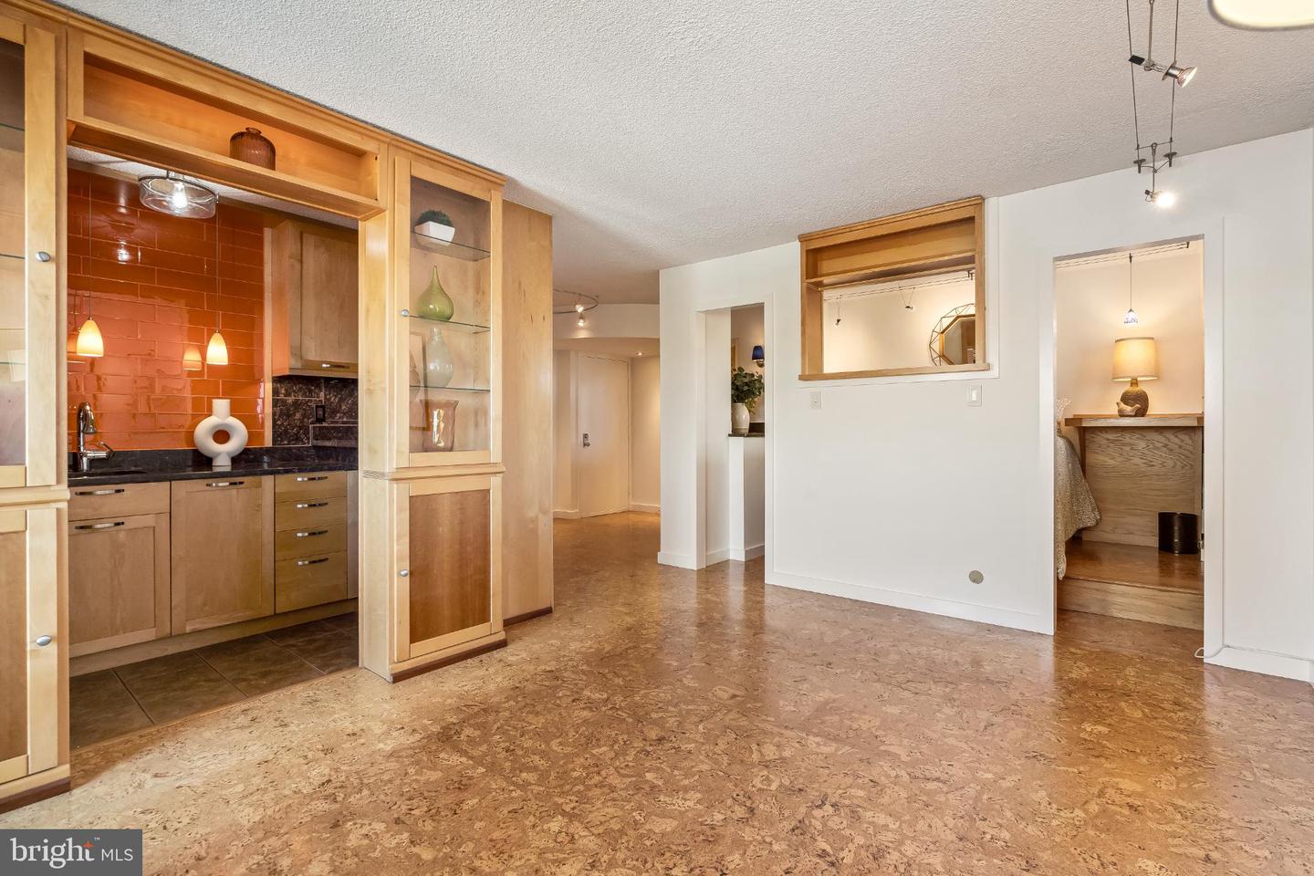 1816 NEW HAMPSHIRE AVE NW #1009, WASHINGTON, District Of Columbia 20009, 1 Bedroom Bedrooms, ,1 BathroomBathrooms,Residential,For sale,1816 NEW HAMPSHIRE AVE NW #1009,DCDC2226464 MLS # DCDC2226464