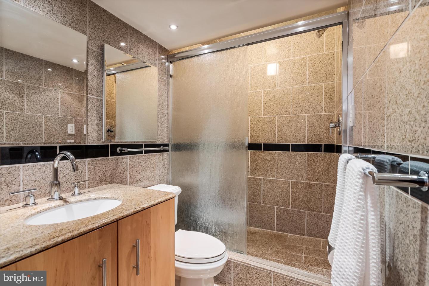 1816 NEW HAMPSHIRE AVE NW #1009, WASHINGTON, District Of Columbia 20009, 1 Bedroom Bedrooms, ,1 BathroomBathrooms,Residential,For sale,1816 NEW HAMPSHIRE AVE NW #1009,DCDC2226464 MLS # DCDC2226464