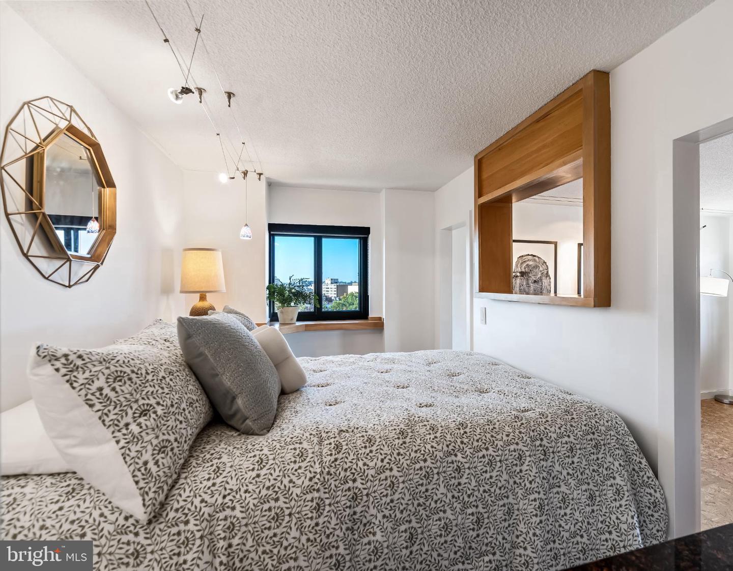 1816 NEW HAMPSHIRE AVE NW #1009, WASHINGTON, District Of Columbia 20009, 1 Bedroom Bedrooms, ,1 BathroomBathrooms,Residential,For sale,1816 NEW HAMPSHIRE AVE NW #1009,DCDC2226464 MLS # DCDC2226464