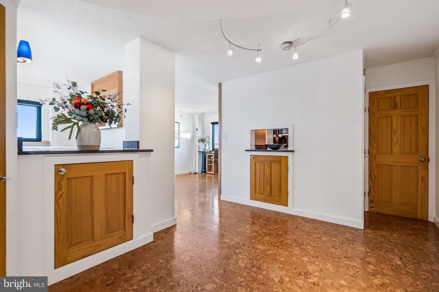 1816 NEW HAMPSHIRE AVE NW #1009, WASHINGTON, District Of Columbia 20009, 1 Bedroom Bedrooms, ,1 BathroomBathrooms,Residential,For sale,1816 NEW HAMPSHIRE AVE NW #1009,DCDC2226464 MLS # DCDC2226464