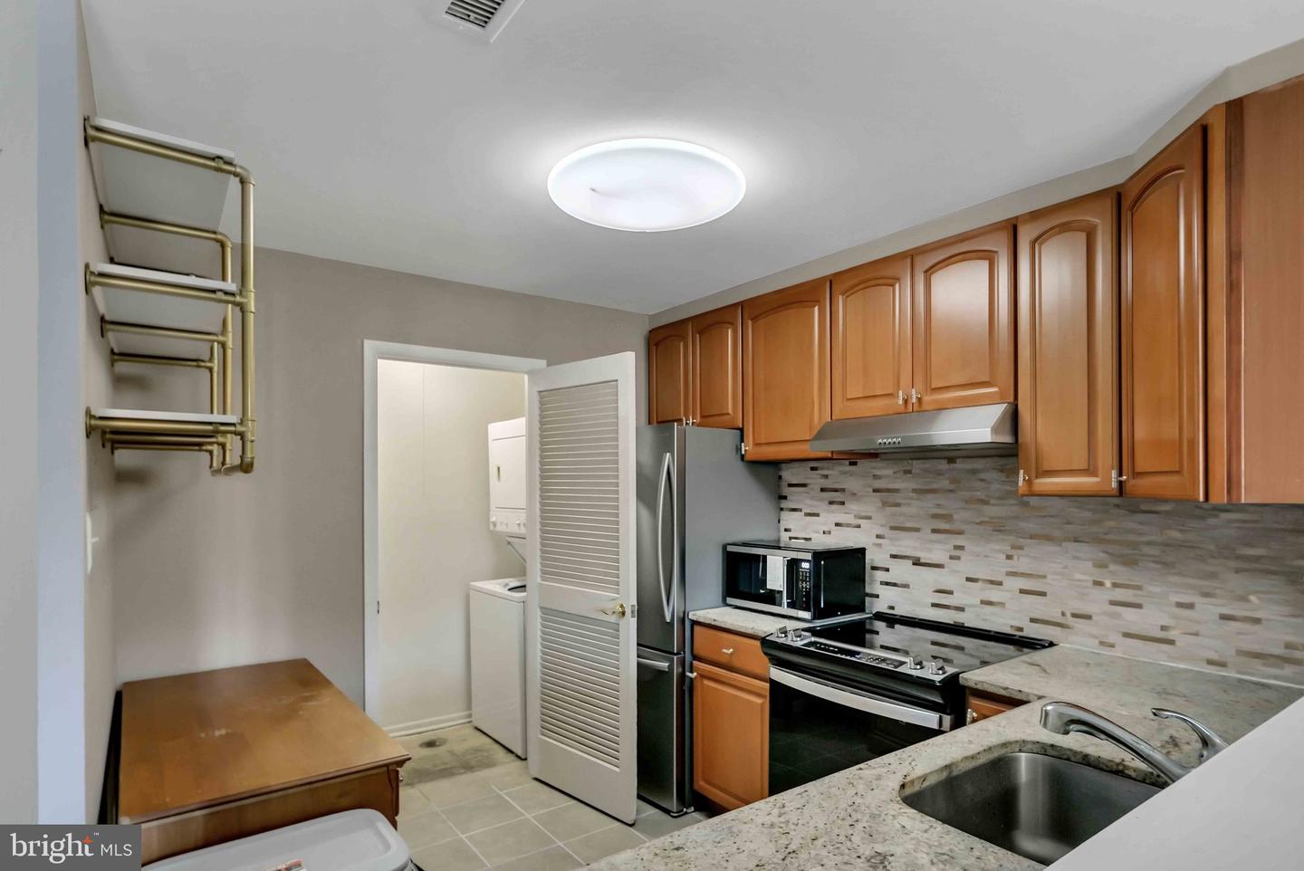 3827 EL CAMINO PL #13, ALEXANDRIA, Virginia 22309, 2 Bedrooms Bedrooms, ,1 BathroomBathrooms,Residential,For sale,3827 EL CAMINO PL #13,VAFX2273952 MLS # VAFX2273952