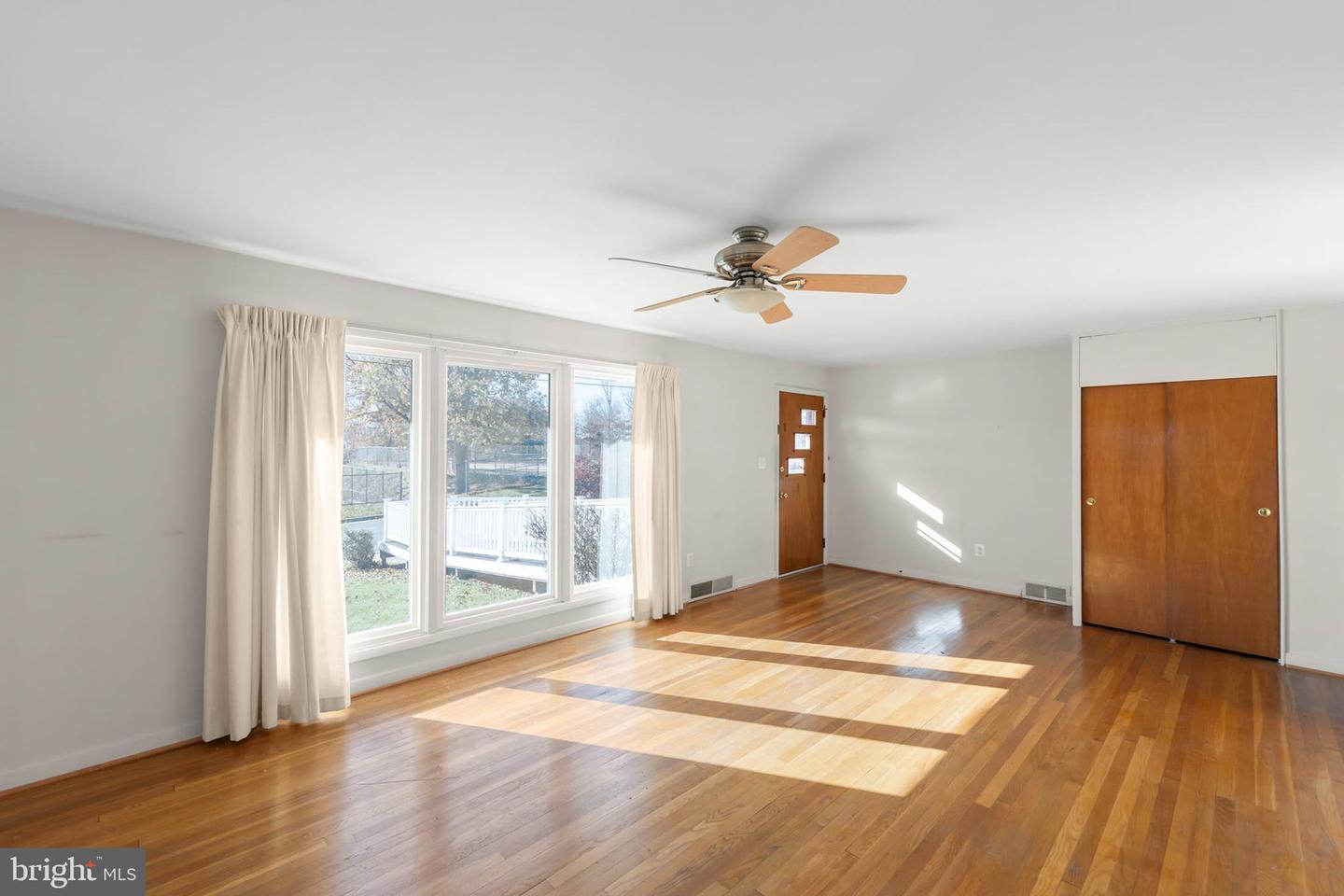 505 W 13TH ST, FRONT ROYAL, Virginia 22630, 3 Bedrooms Bedrooms, ,2 BathroomsBathrooms,Residential,For sale,505 W 13TH ST,VAWR2012582 MLS # VAWR2012582 505 W 13TH ST, FRONT ROYAL, Virginia 22630, 3 Bedrooms Bedrooms, ,2 BathroomsBathrooms,Residential,For sale,505 W 13TH ST,VAWR2012582 MLS # VAWR2012582