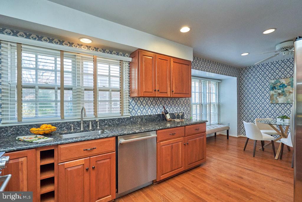 5116 WOODMIRE LN, ALEXANDRIA, Virginia 22311, 3 Bedrooms Bedrooms, ,2 BathroomsBathrooms,Residential,For sale,5116 WOODMIRE LN,VAAX2051122 MLS # VAAX2051122