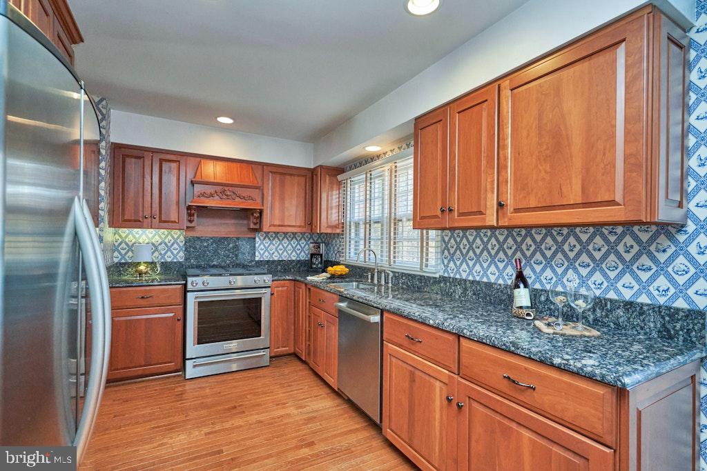 5116 WOODMIRE LN, ALEXANDRIA, Virginia 22311, 3 Bedrooms Bedrooms, ,2 BathroomsBathrooms,Residential,For sale,5116 WOODMIRE LN,VAAX2051122 MLS # VAAX2051122