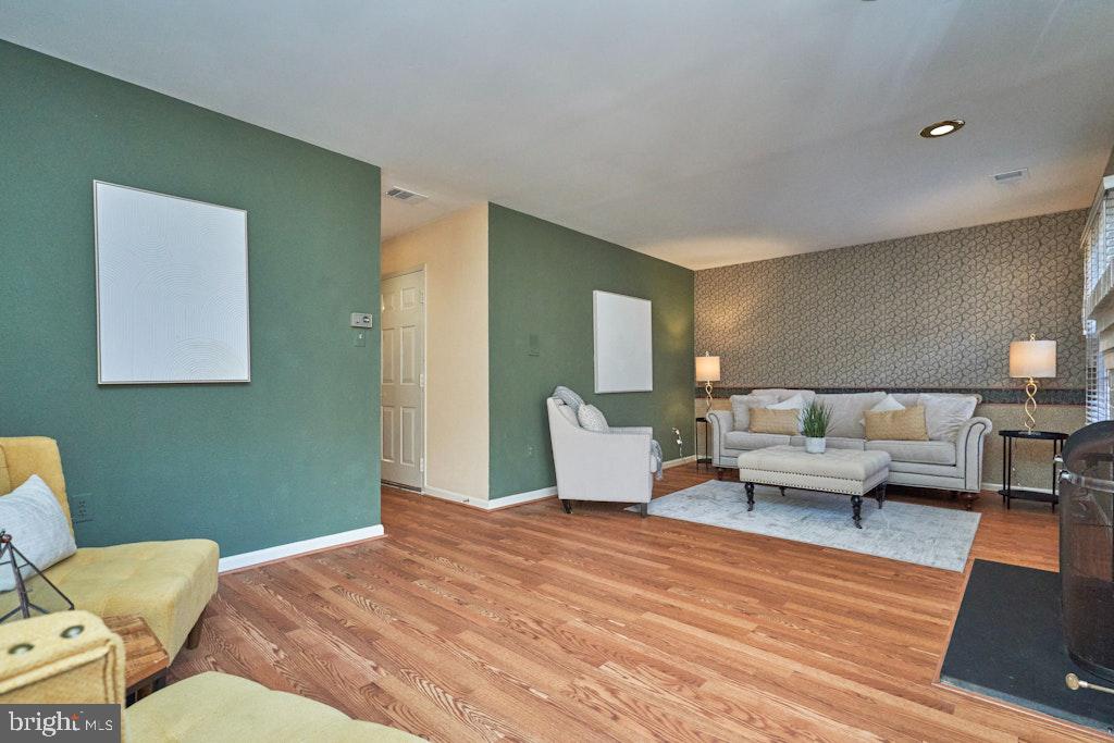 5116 WOODMIRE LN, ALEXANDRIA, Virginia 22311, 3 Bedrooms Bedrooms, ,2 BathroomsBathrooms,Residential,For sale,5116 WOODMIRE LN,VAAX2051122 MLS # VAAX2051122