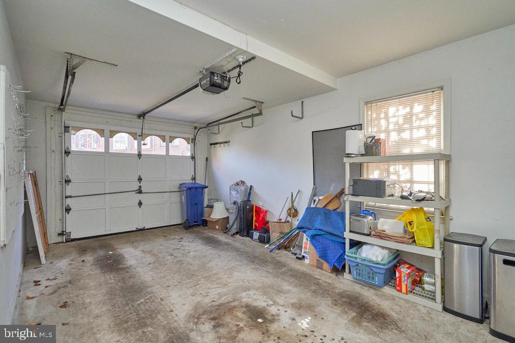 5116 WOODMIRE LN, ALEXANDRIA, Virginia 22311, 3 Bedrooms Bedrooms, ,2 BathroomsBathrooms,Residential,For sale,5116 WOODMIRE LN,VAAX2051122 MLS # VAAX2051122