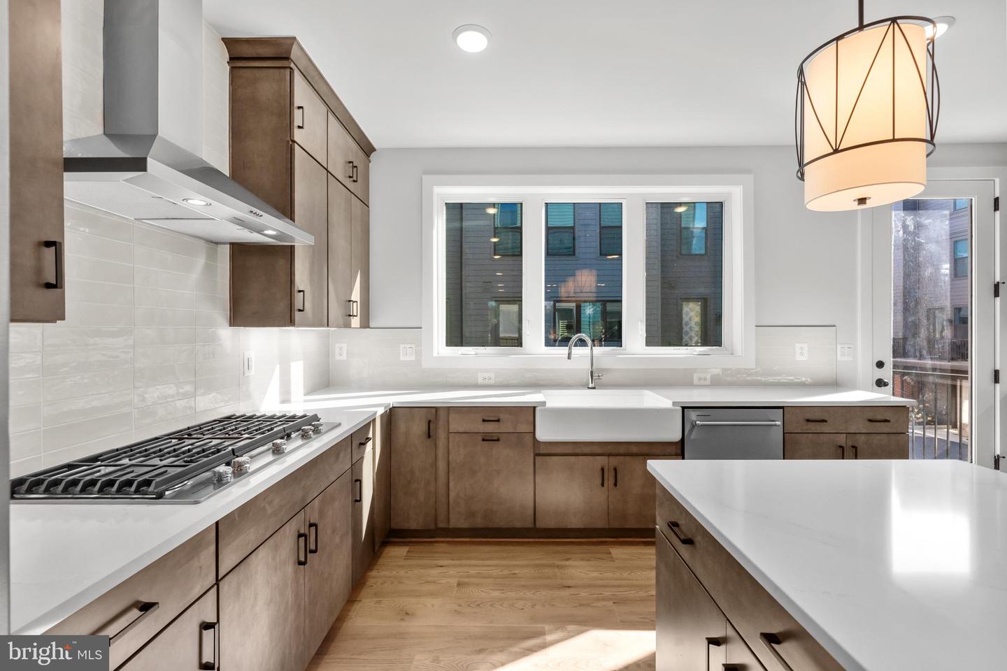 2605 FALL LINE ST, ALEXANDRIA, Virginia 22301, 4 Bedrooms Bedrooms, ,4 BathroomsBathrooms,Residential,For sale,2605 FALL LINE ST,VAAX2051282 MLS # VAAX2051282