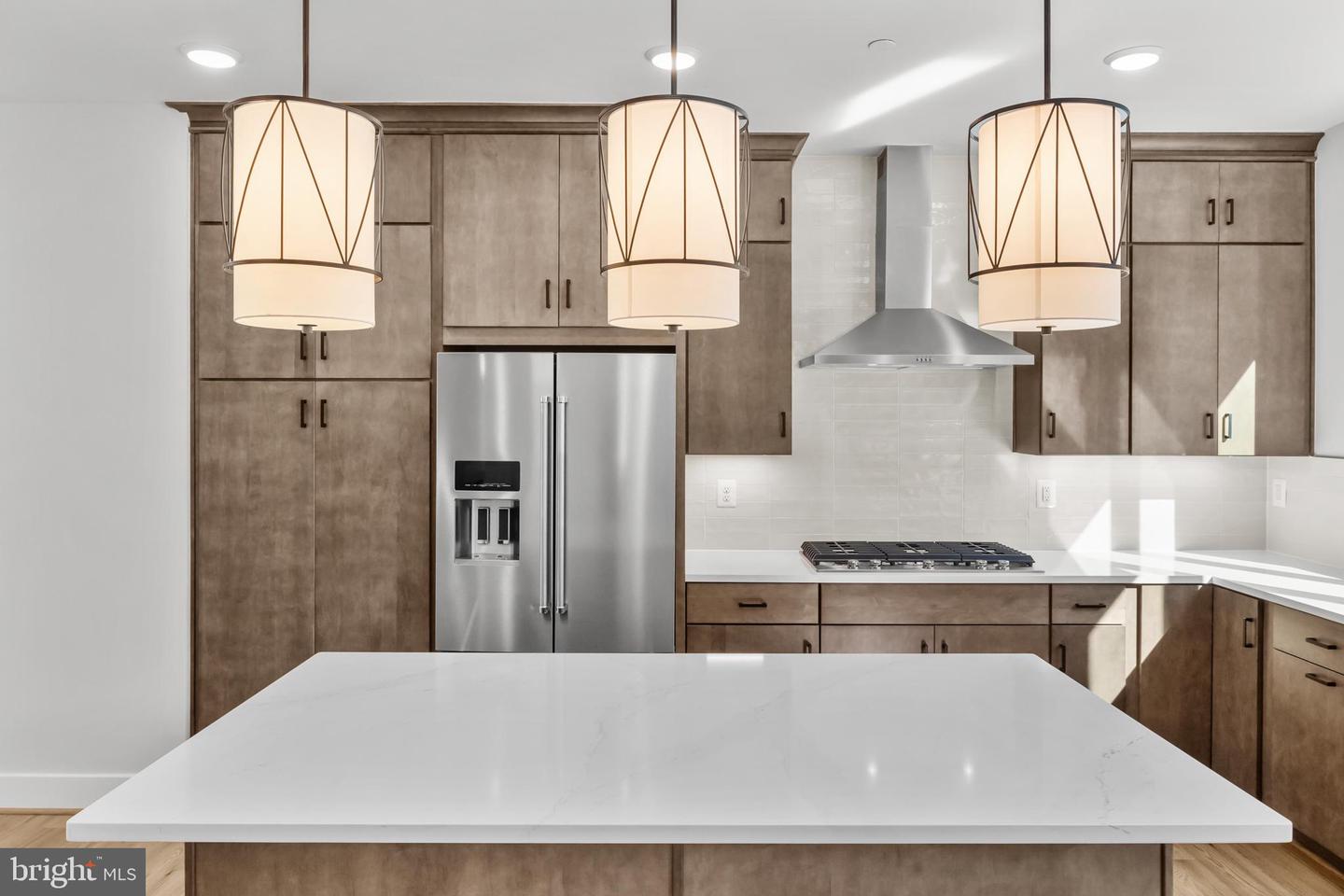 2605 FALL LINE ST, ALEXANDRIA, Virginia 22301, 4 Bedrooms Bedrooms, ,4 BathroomsBathrooms,Residential,For sale,2605 FALL LINE ST,VAAX2051282 MLS # VAAX2051282