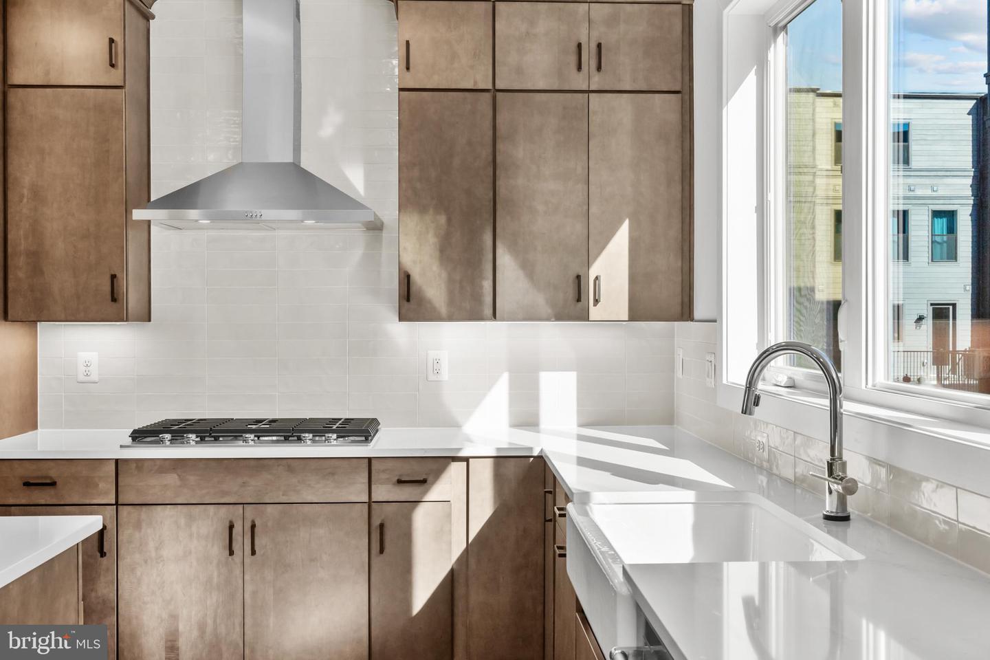 2605 FALL LINE ST, ALEXANDRIA, Virginia 22301, 4 Bedrooms Bedrooms, ,4 BathroomsBathrooms,Residential,For sale,2605 FALL LINE ST,VAAX2051282 MLS # VAAX2051282