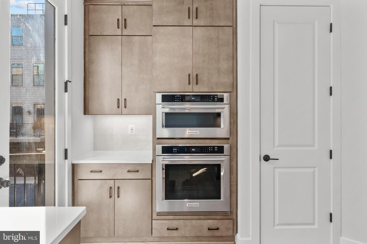 2605 FALL LINE ST, ALEXANDRIA, Virginia 22301, 4 Bedrooms Bedrooms, ,4 BathroomsBathrooms,Residential,For sale,2605 FALL LINE ST,VAAX2051282 MLS # VAAX2051282