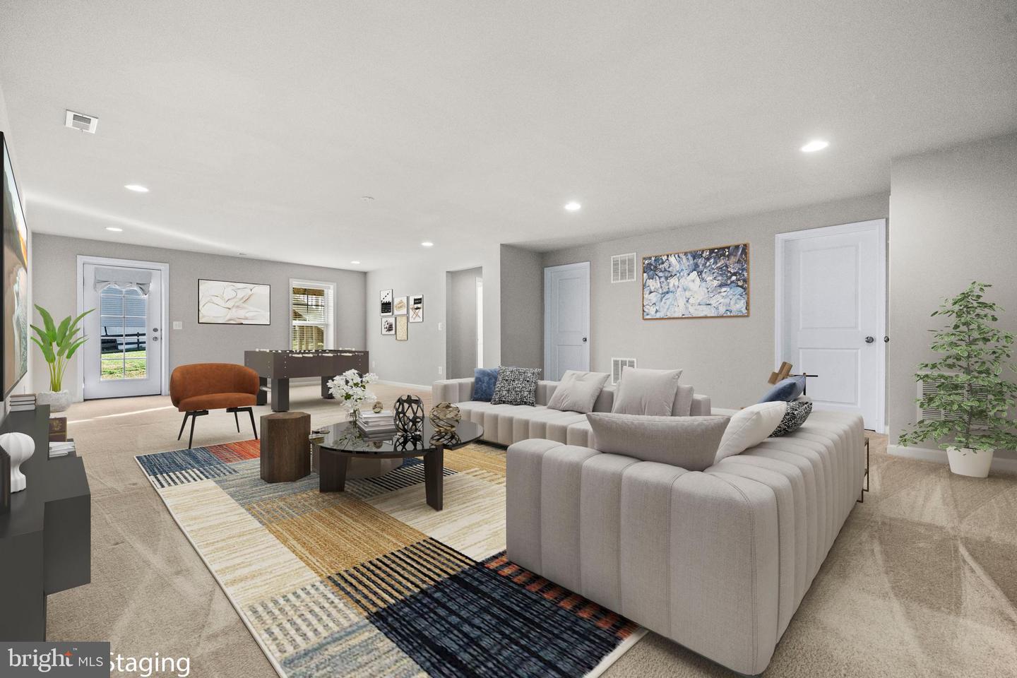 18140 RIDGEWOOD PL, ROUND HILL, Virginia 20141, 5 Bedrooms Bedrooms, 9 Rooms Rooms,4 BathroomsBathrooms,Residential,For sale,18140 RIDGEWOOD PL,VALO2110102 MLS # VALO2110102