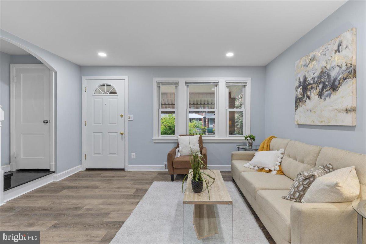 2202 U PL SE, WASHINGTON, District Of Columbia 20020, 2 Bedrooms Bedrooms, ,1 BathroomBathrooms,Residential,For sale,2202 U PL SE,DCDC2229716 MLS # DCDC2229716