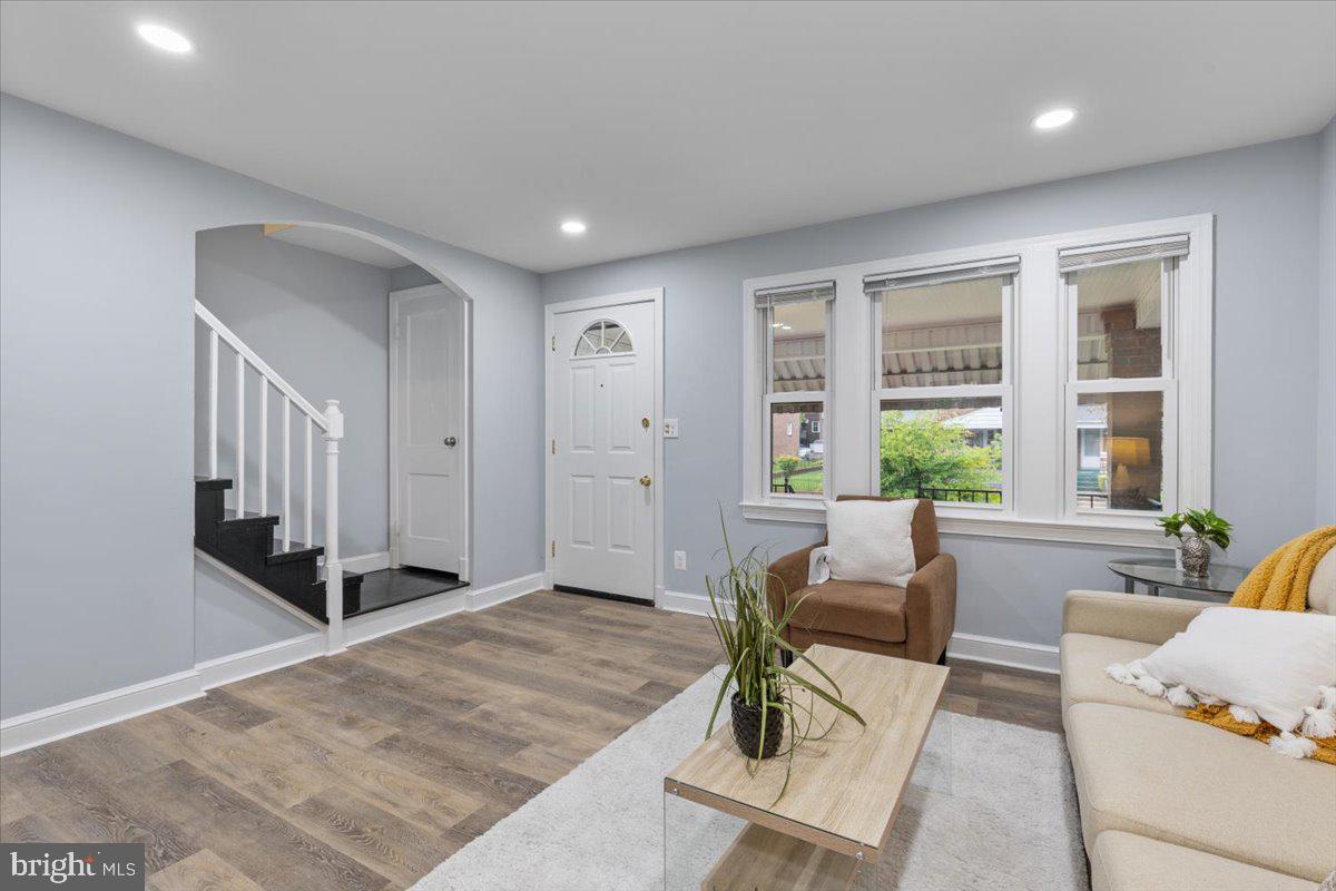 2202 U PL SE, WASHINGTON, District Of Columbia 20020, 2 Bedrooms Bedrooms, ,1 BathroomBathrooms,Residential,For sale,2202 U PL SE,DCDC2229716 MLS # DCDC2229716