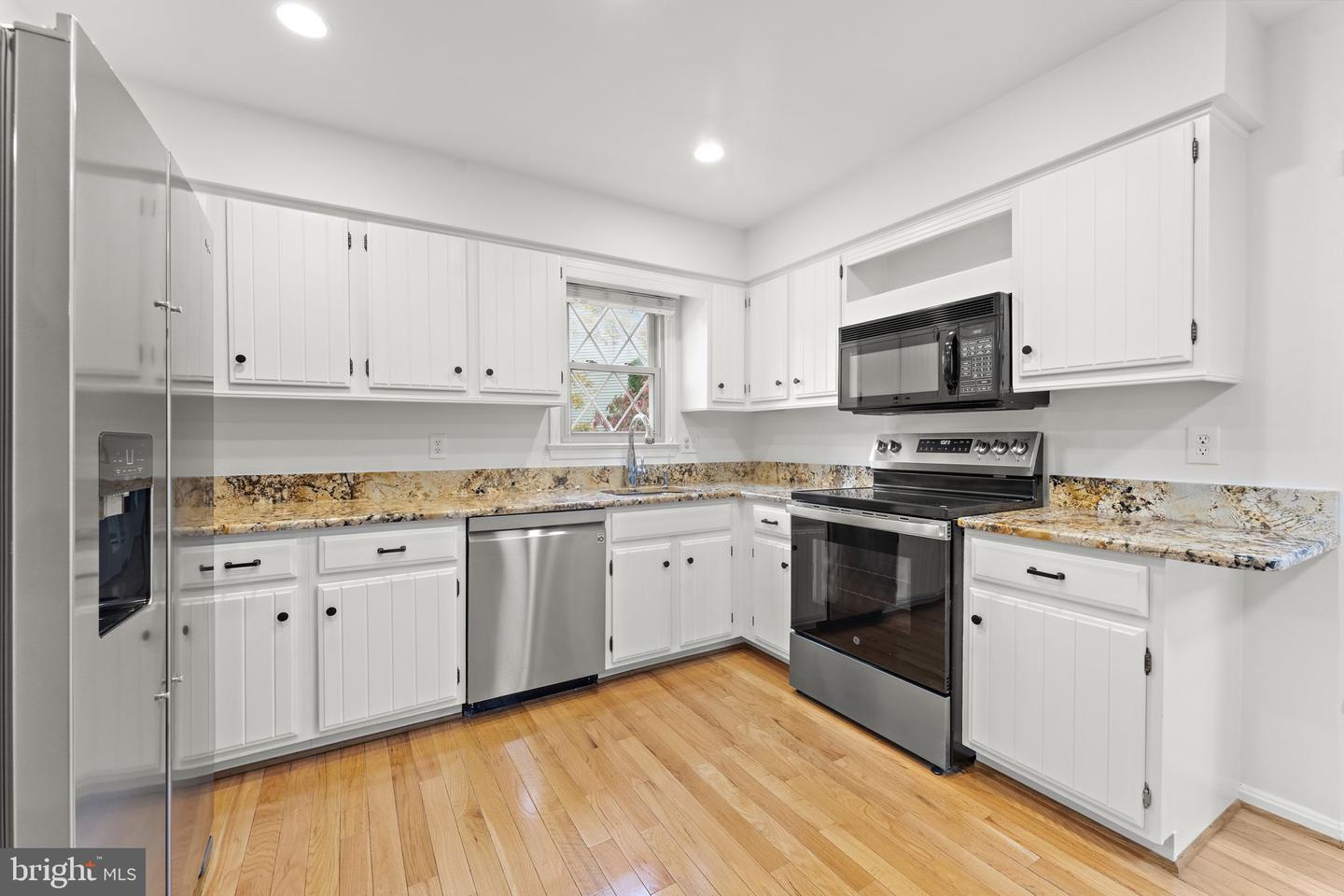 12574 QUINCY ADAMS CT, HERNDON, Virginia 20171, 4 Bedrooms Bedrooms, ,3 BathroomsBathrooms,Residential,For sale,12574 QUINCY ADAMS CT,VAFX2277436 MLS # VAFX2277436