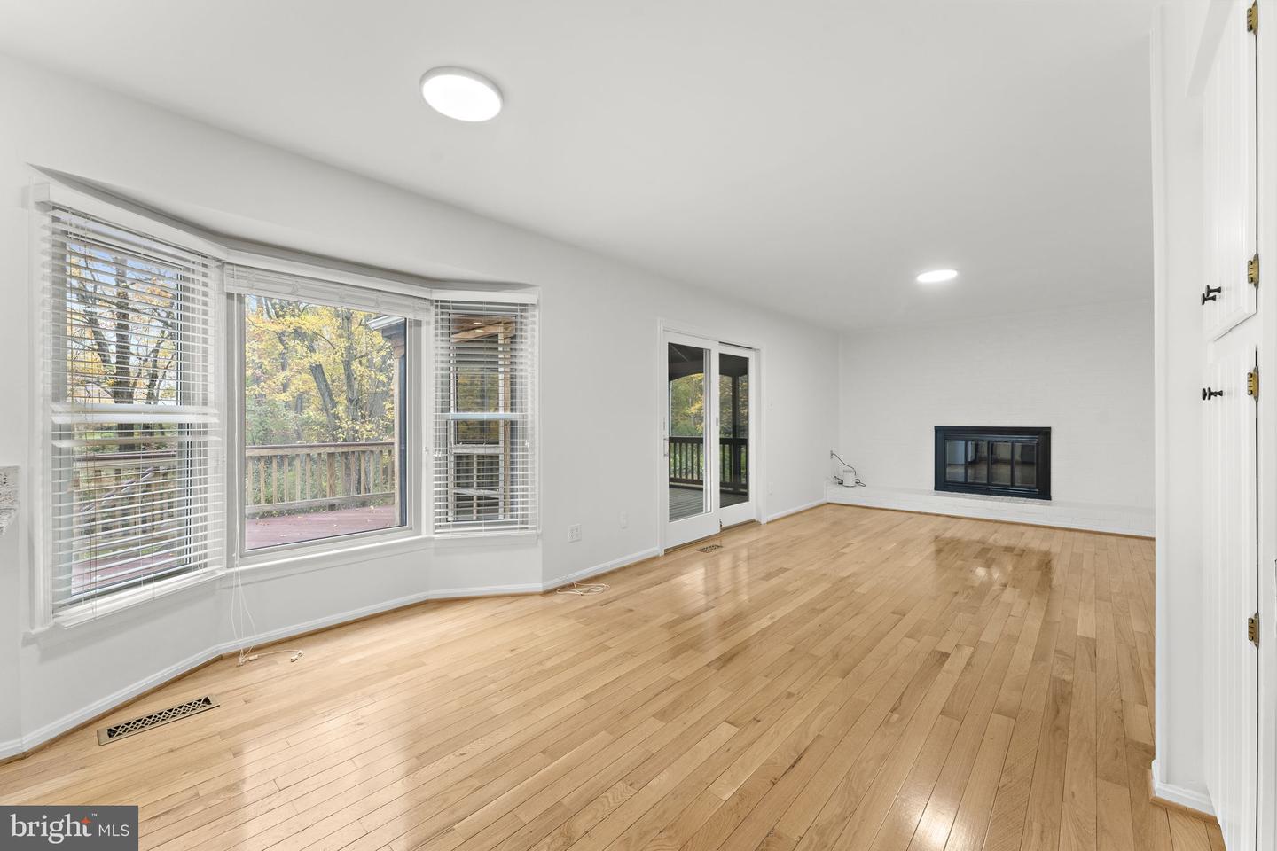 12574 QUINCY ADAMS CT, HERNDON, Virginia 20171, 4 Bedrooms Bedrooms, ,3 BathroomsBathrooms,Residential,For sale,12574 QUINCY ADAMS CT,VAFX2277436 MLS # VAFX2277436