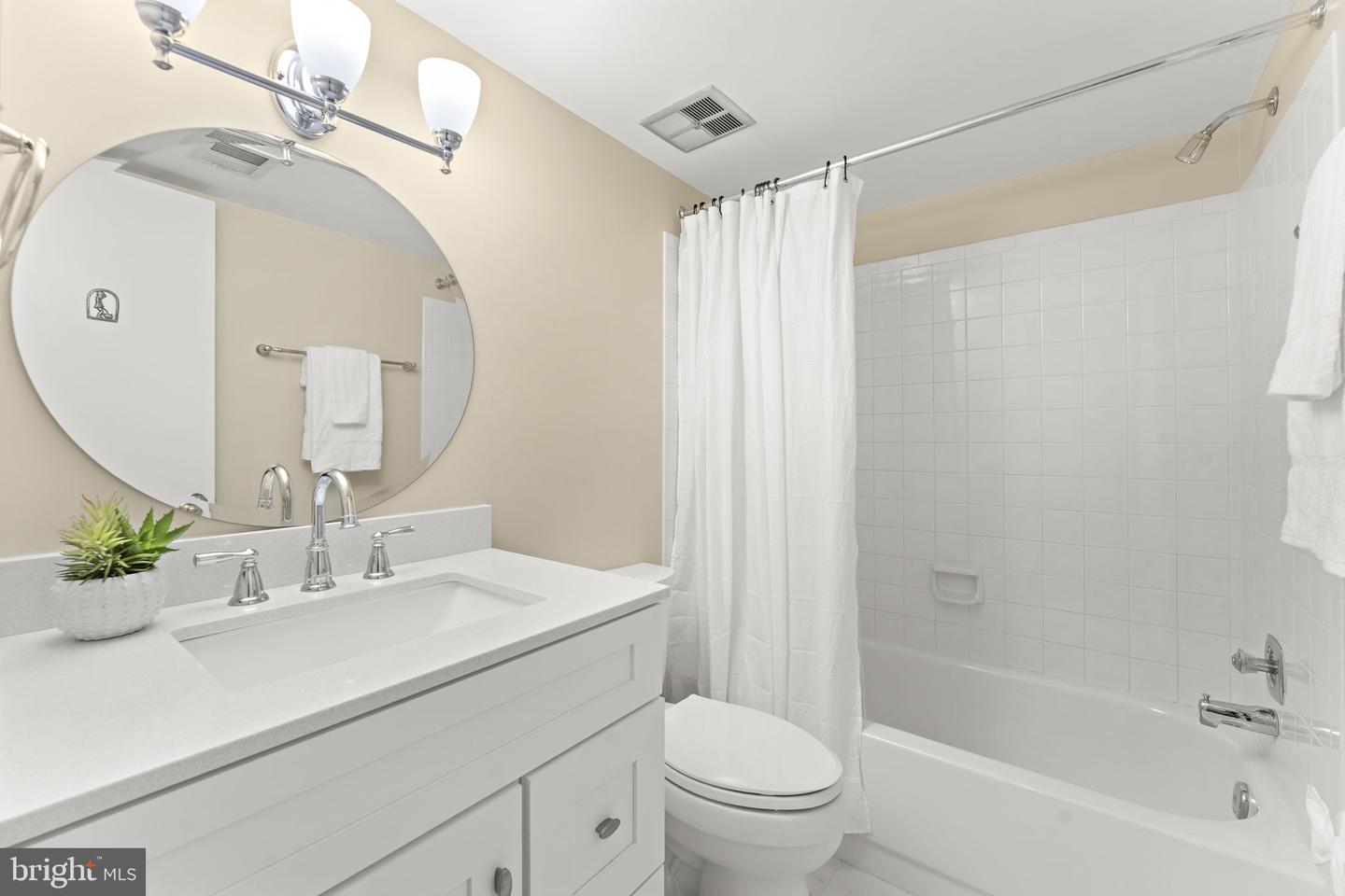 12574 QUINCY ADAMS CT, HERNDON, Virginia 20171, 4 Bedrooms Bedrooms, ,3 BathroomsBathrooms,Residential,For sale,12574 QUINCY ADAMS CT,VAFX2277436 MLS # VAFX2277436