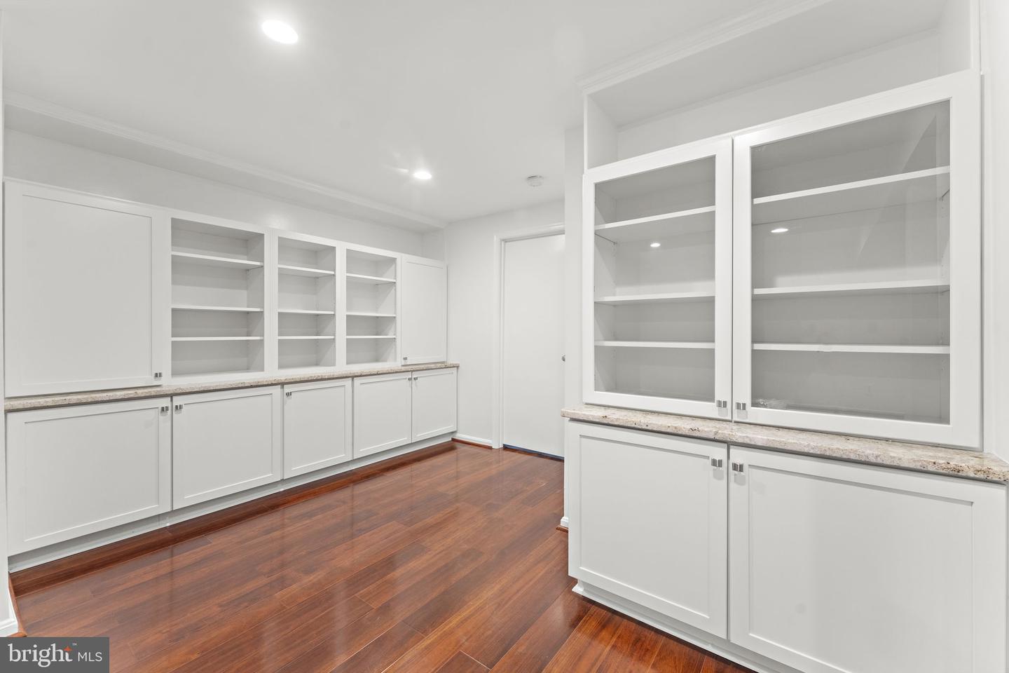 12574 QUINCY ADAMS CT, HERNDON, Virginia 20171, 4 Bedrooms Bedrooms, ,3 BathroomsBathrooms,Residential,For sale,12574 QUINCY ADAMS CT,VAFX2277436 MLS # VAFX2277436