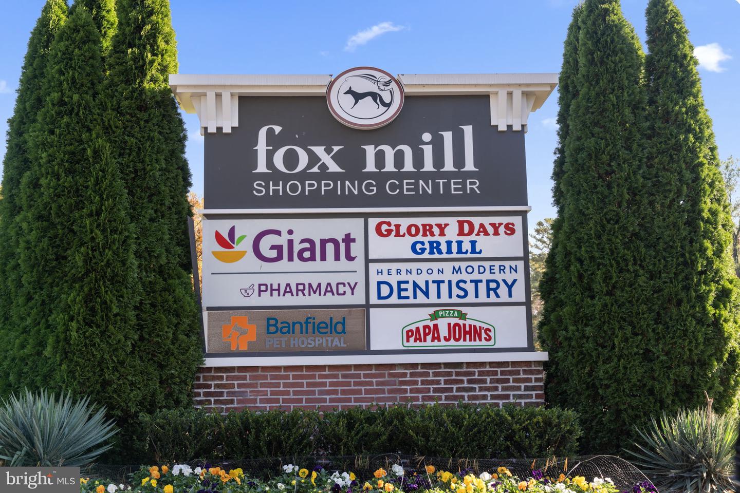 12574 QUINCY ADAMS CT, HERNDON, Virginia 20171, 4 Bedrooms Bedrooms, ,3 BathroomsBathrooms,Residential,For sale,12574 QUINCY ADAMS CT,VAFX2277436 MLS # VAFX2277436