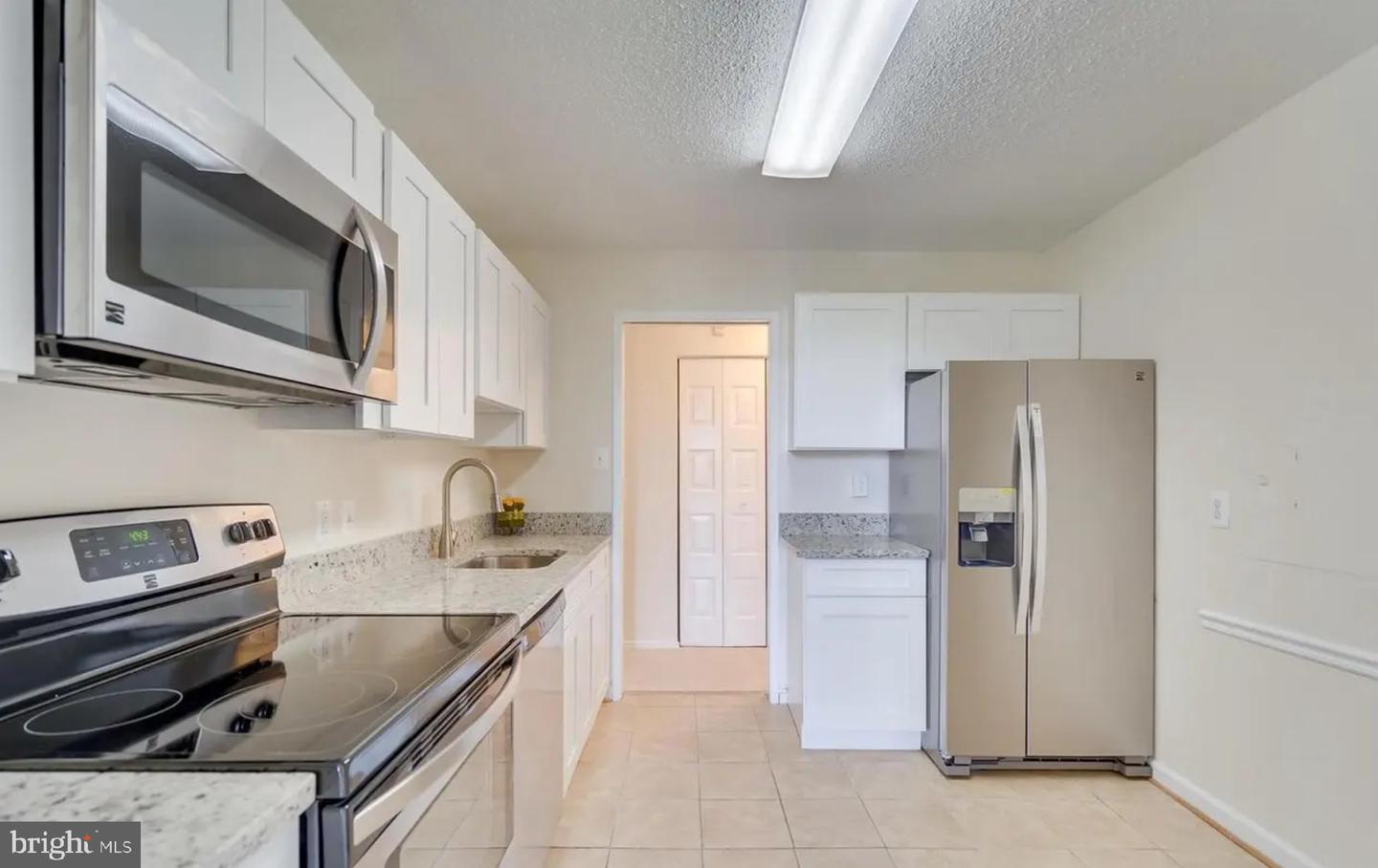 2311 PIMMIT DR #808, FALLS CHURCH, Virginia 22043, 2 Bedrooms Bedrooms, ,2 BathroomsBathrooms,Residential,For sale,2311 PIMMIT DR #808,VAFX2277494 MLS # VAFX2277494