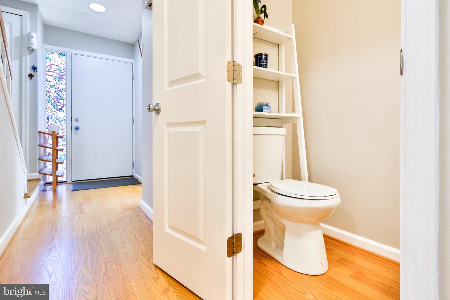 11817 COOPERS CT, RESTON, Virginia 20191, 3 Bedrooms Bedrooms, 8 Rooms Rooms,2 BathroomsBathrooms,Residential,For sale,11817 COOPERS CT,VAFX2277594 MLS # VAFX2277594